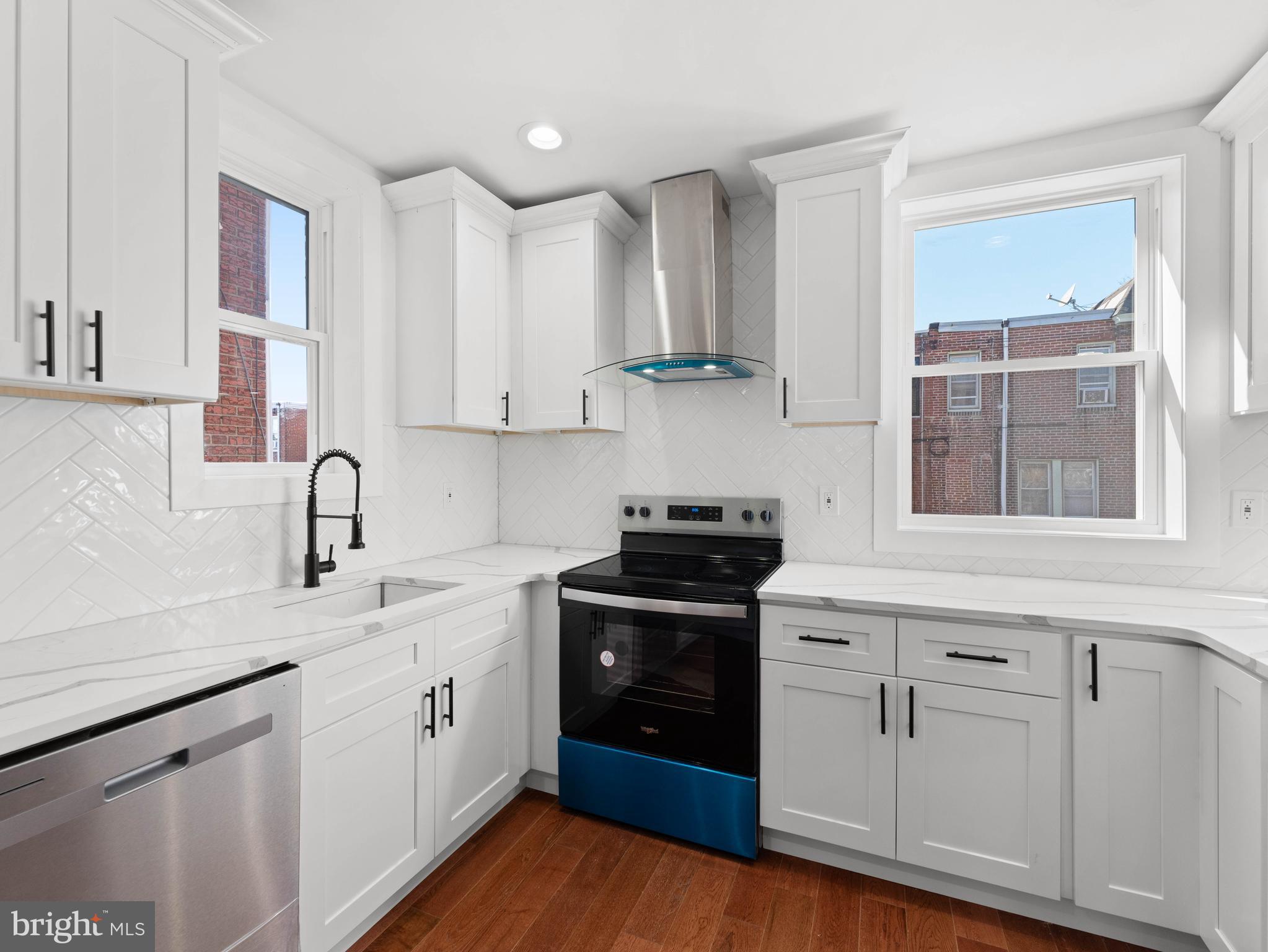 WEST OAK LANE - Residential