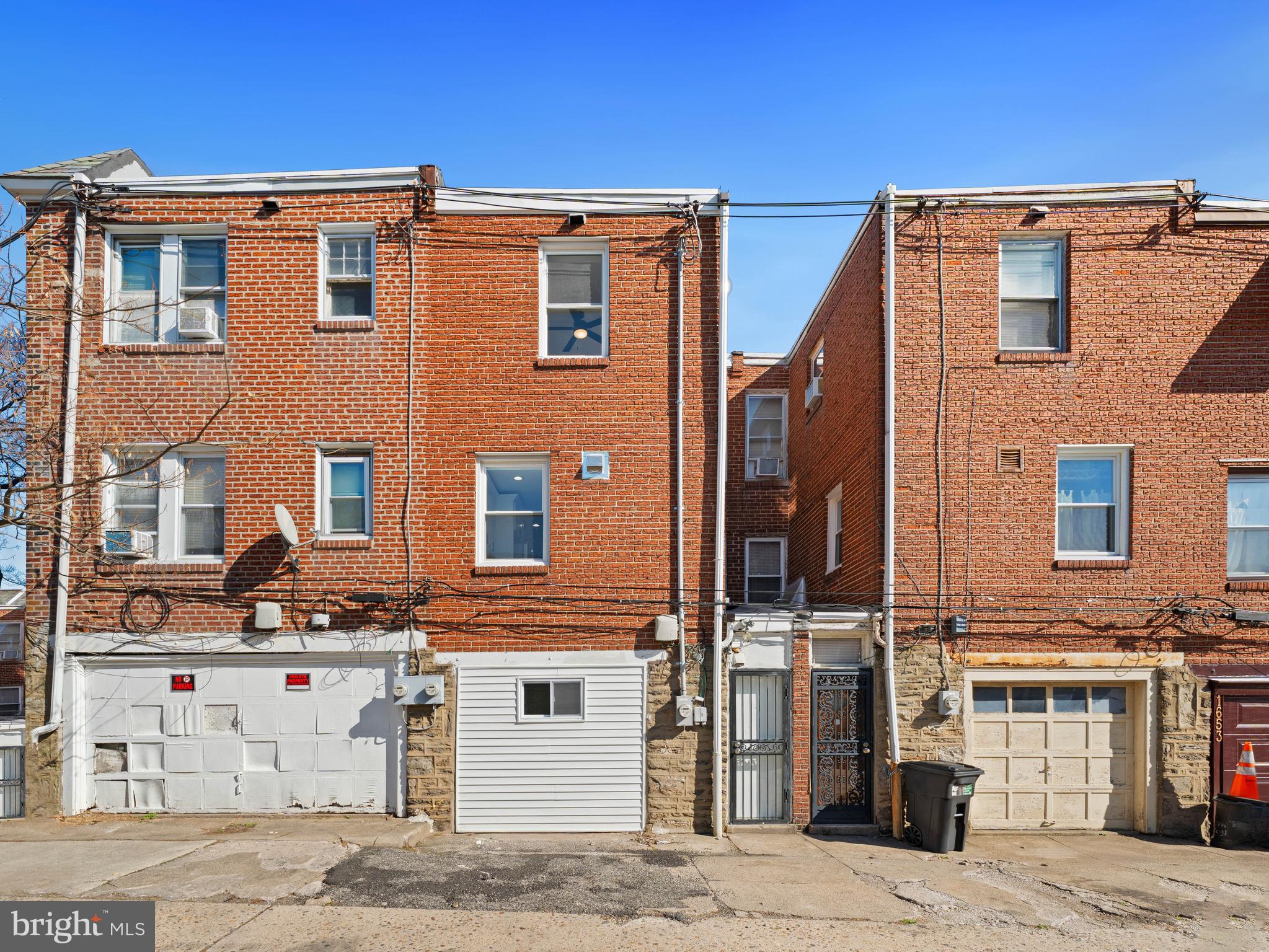 WEST OAK LANE - Residential