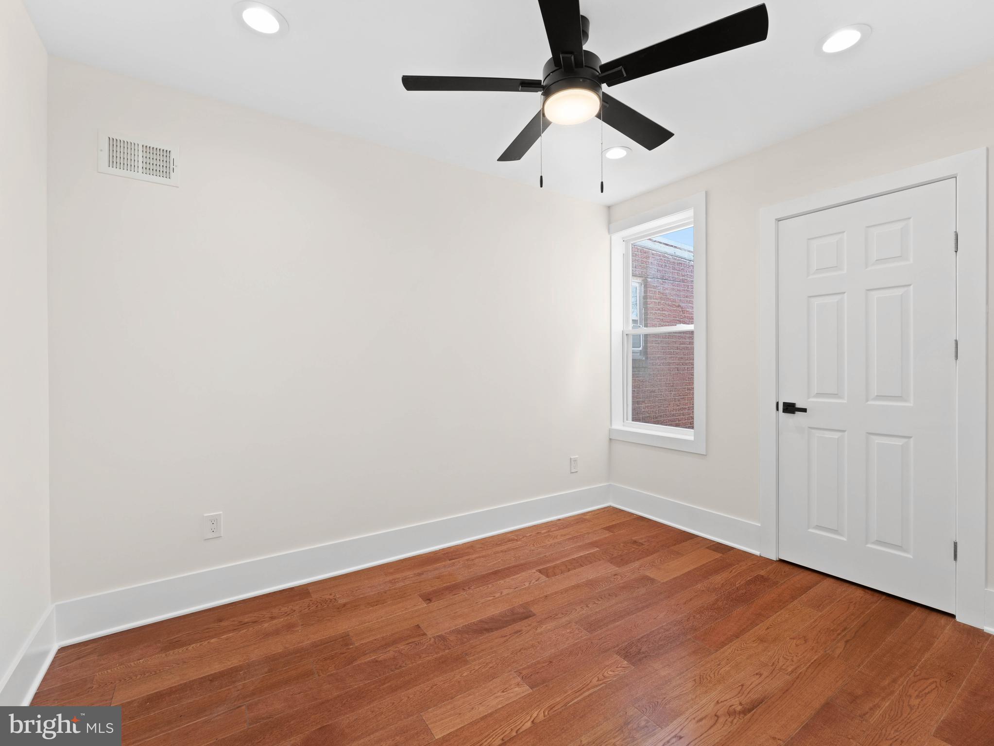 WEST OAK LANE - Residential