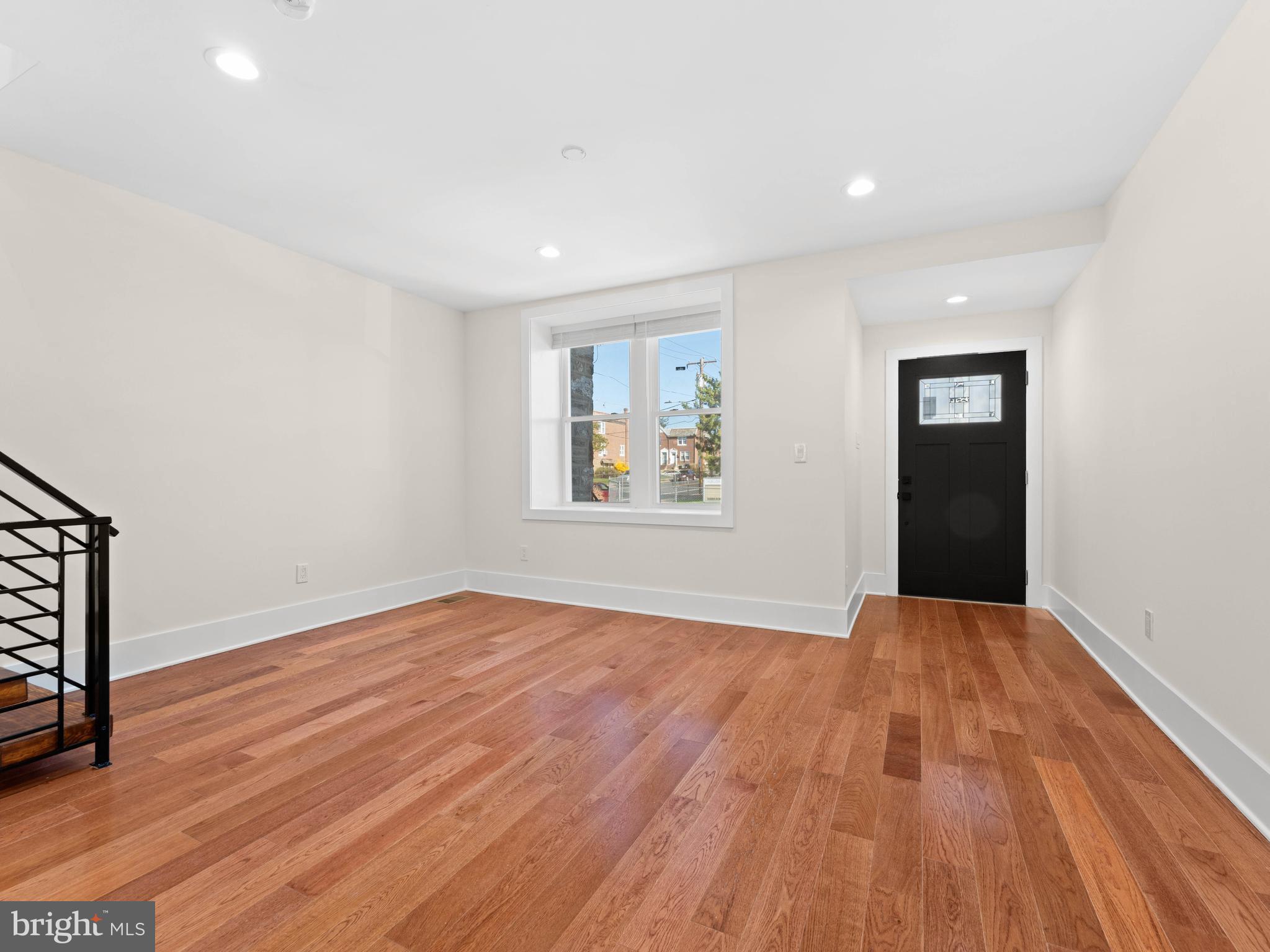 WEST OAK LANE - Residential