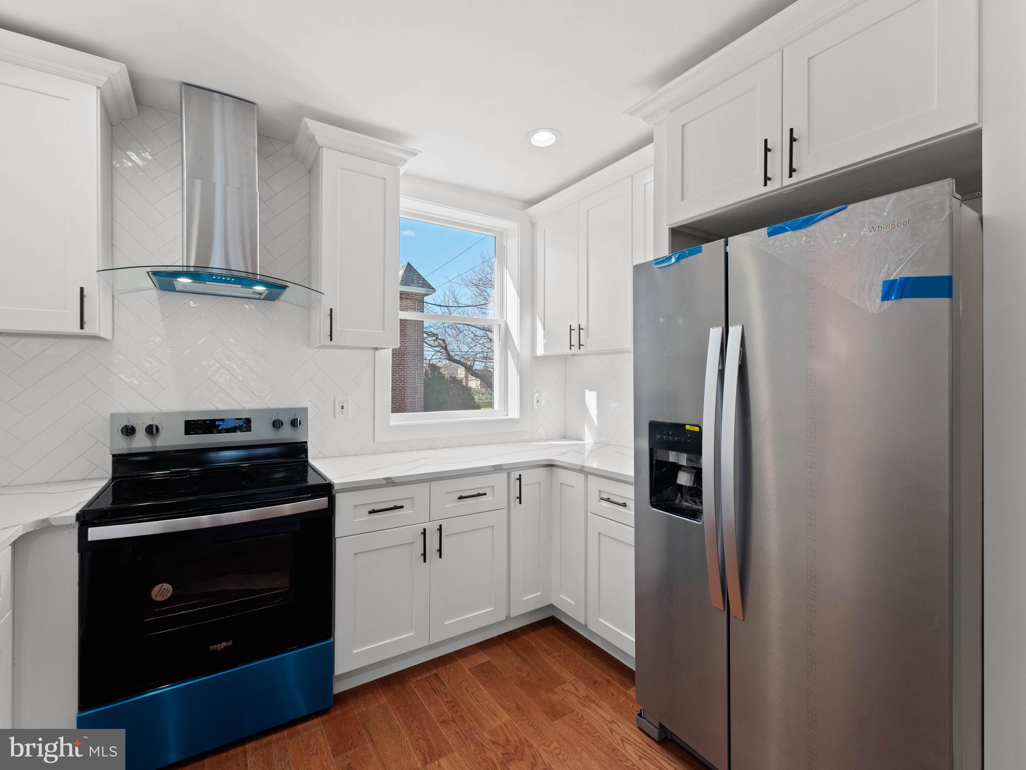 WEST OAK LANE - Residential