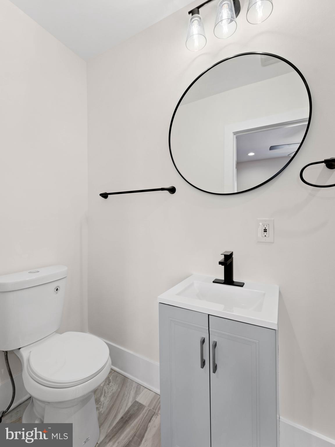 WEST OAK LANE - Residential