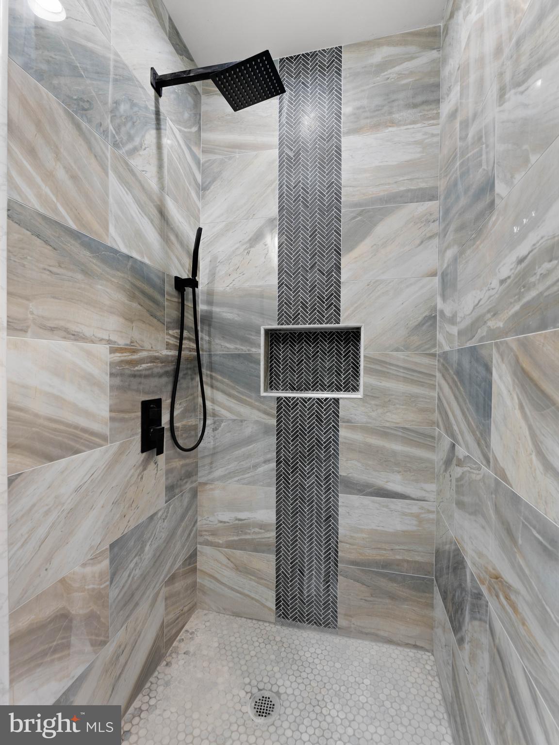 WEST OAK LANE - Residential