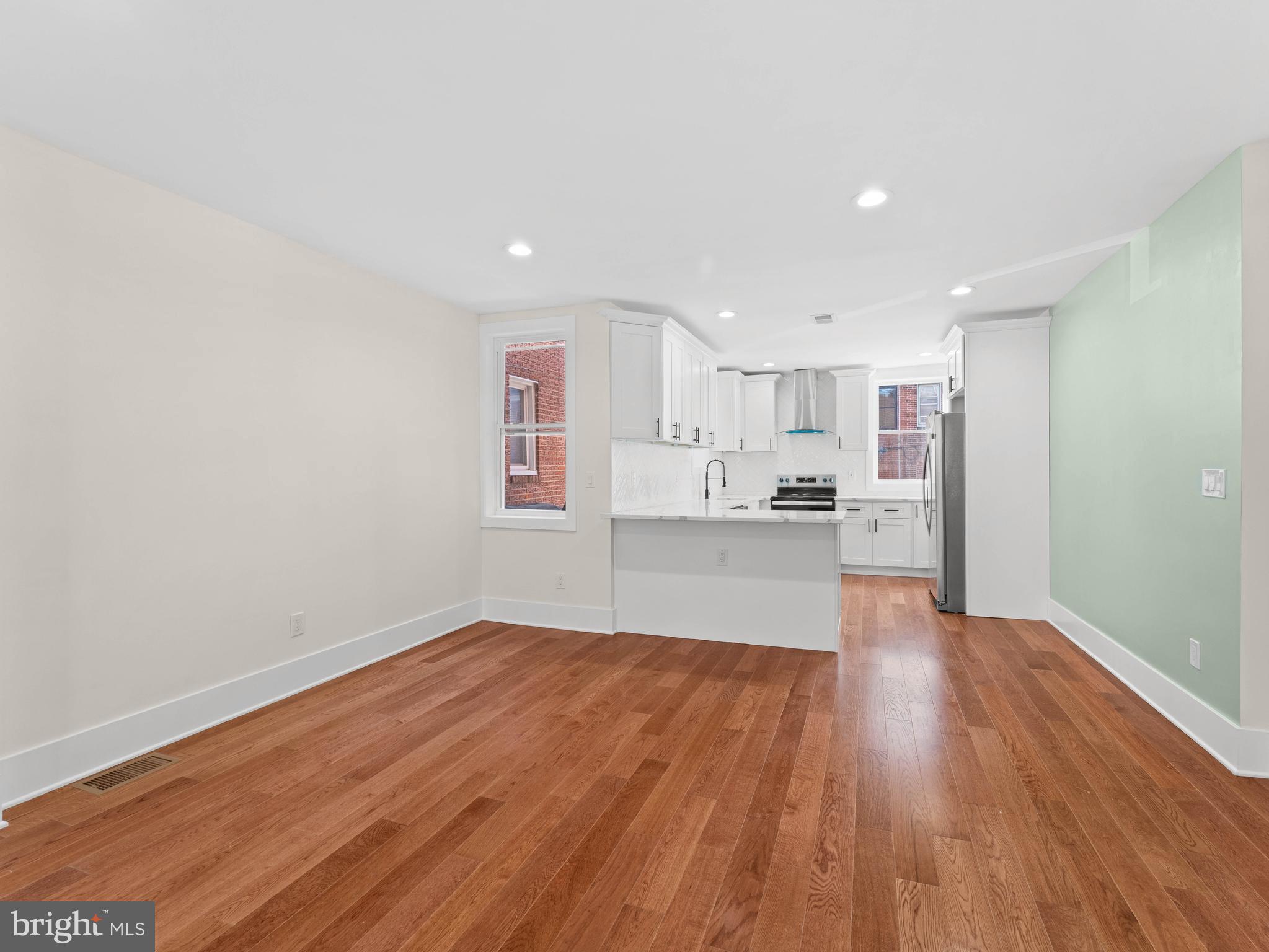 WEST OAK LANE - Residential