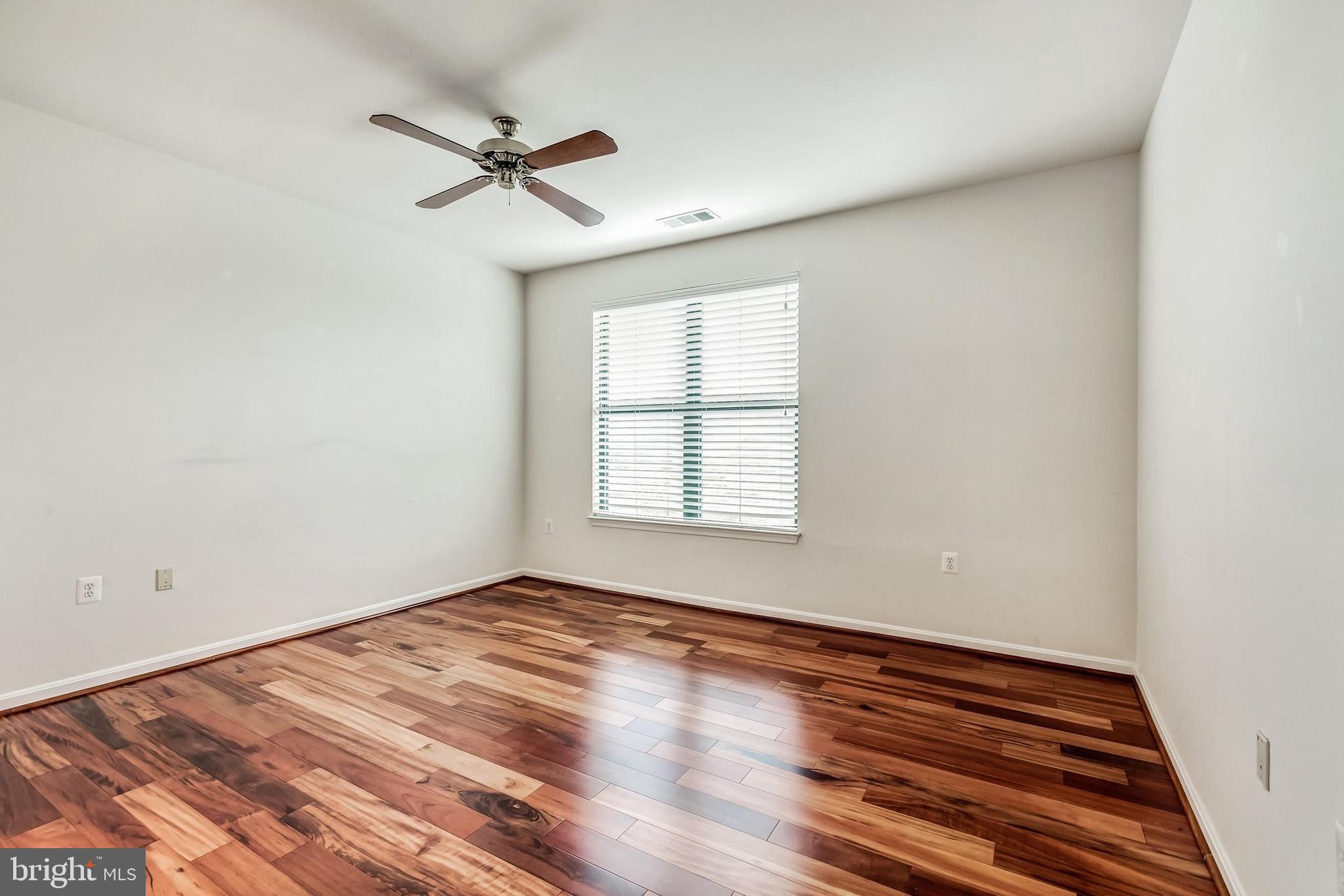 RESIDENCES OF LORTON STATION - Residential