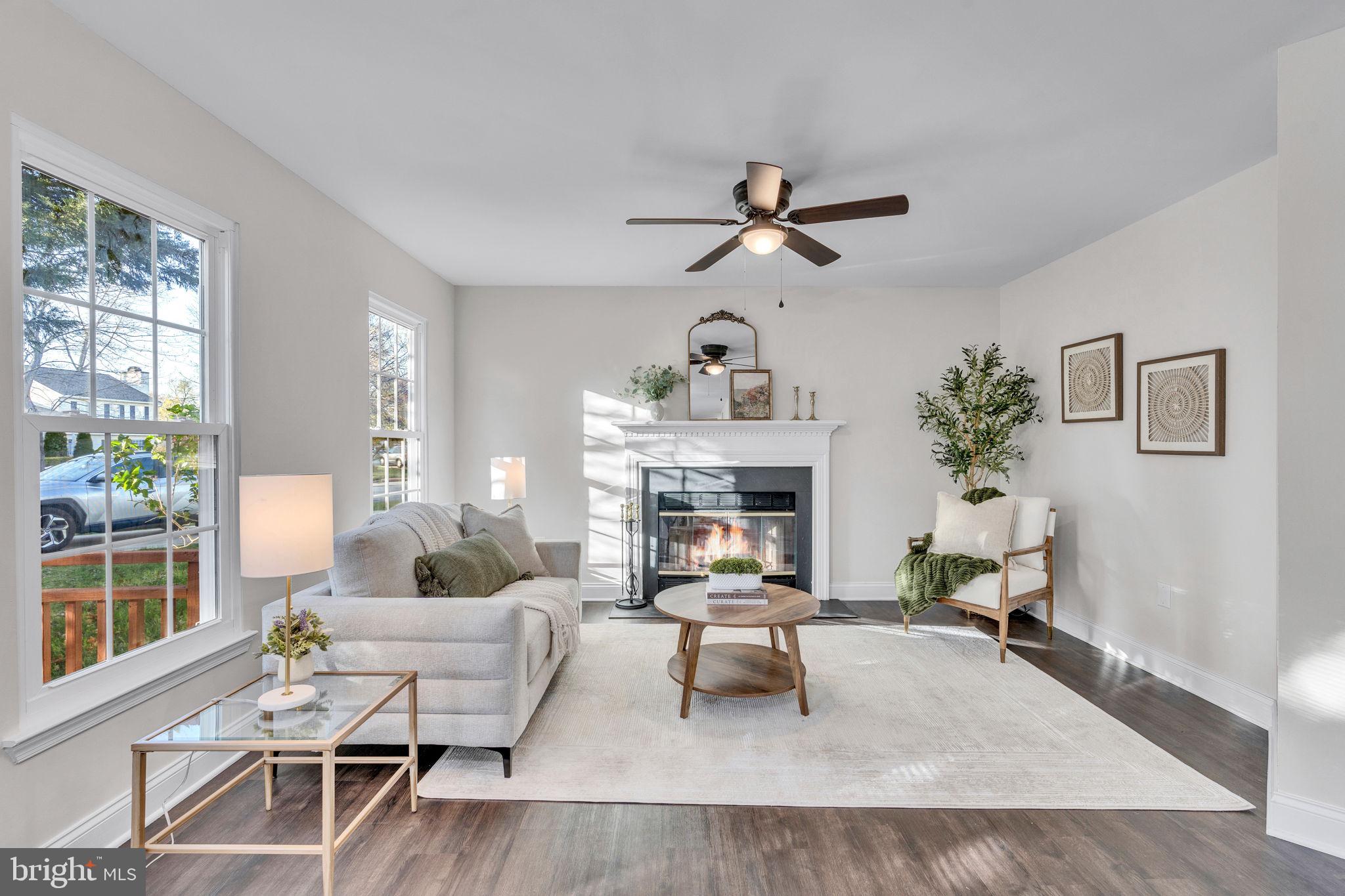 DORCHESTER - ST. CHARLES - Residential