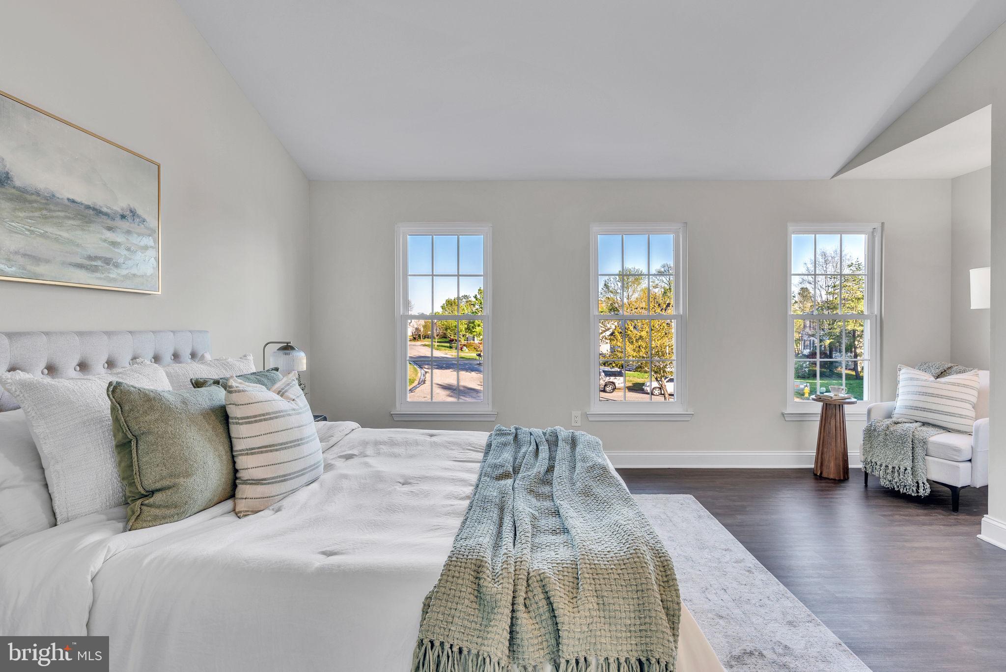 DORCHESTER - ST. CHARLES - Residential