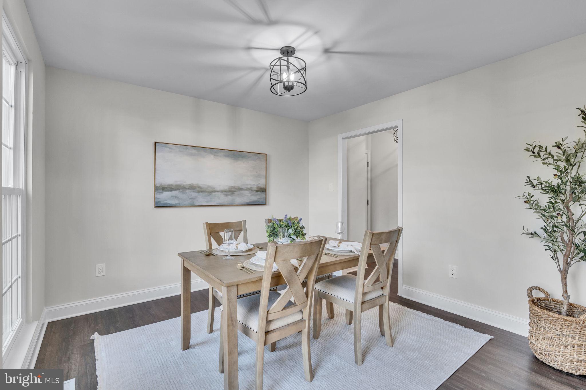 DORCHESTER - ST. CHARLES - Residential