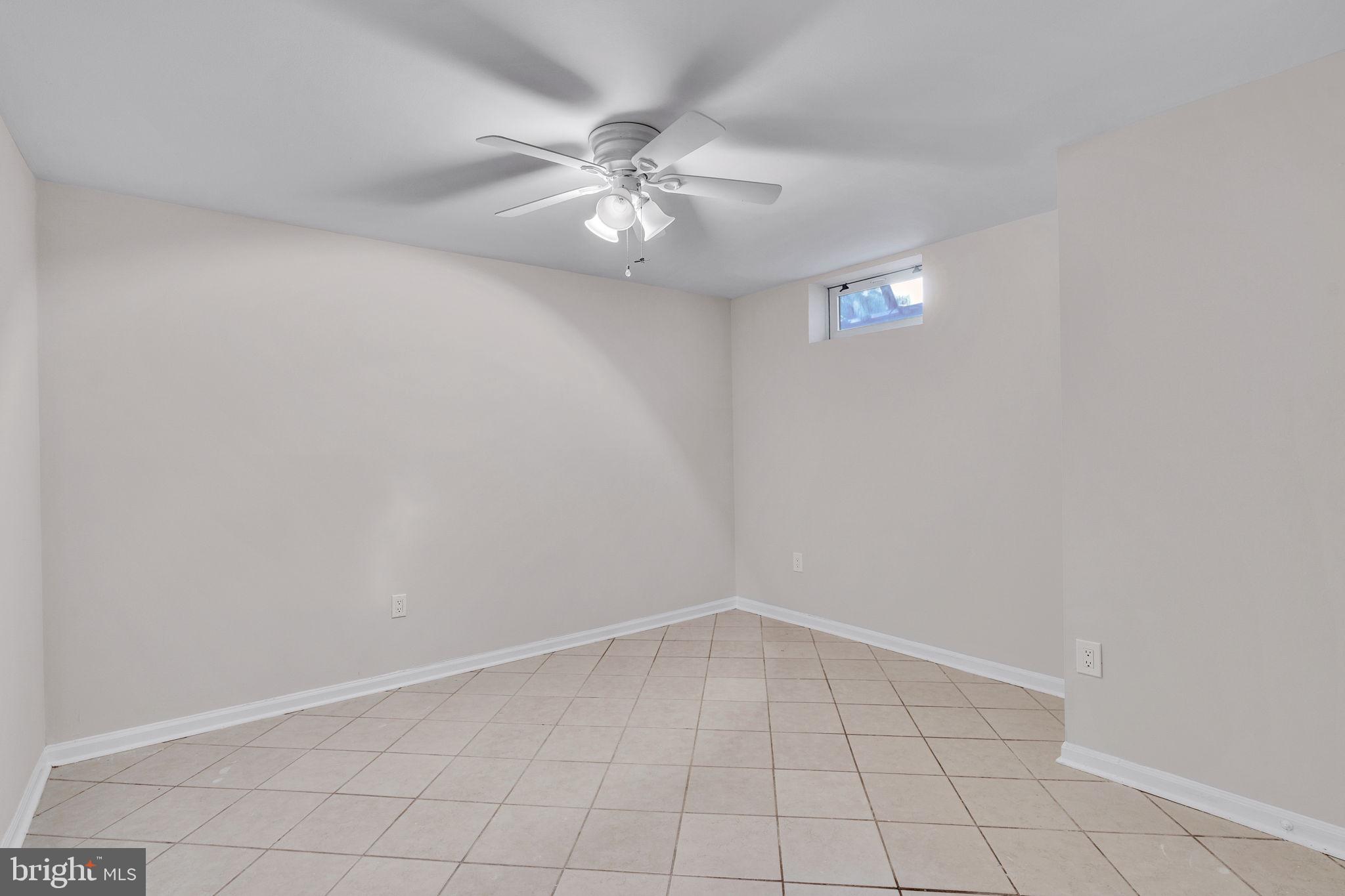 DORCHESTER - ST. CHARLES - Residential