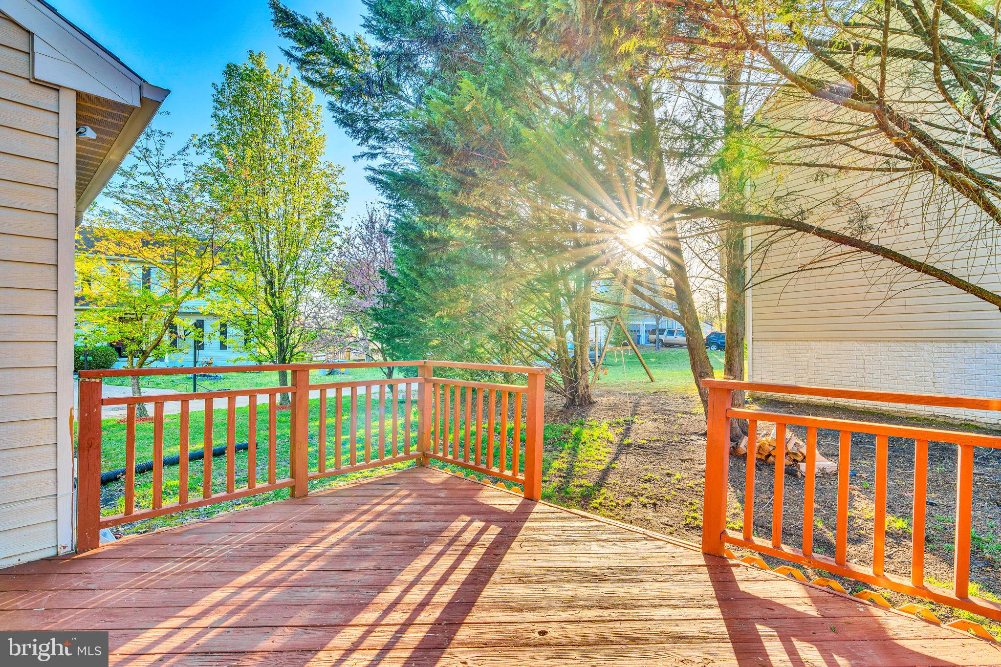 DORCHESTER - ST. CHARLES - Residential