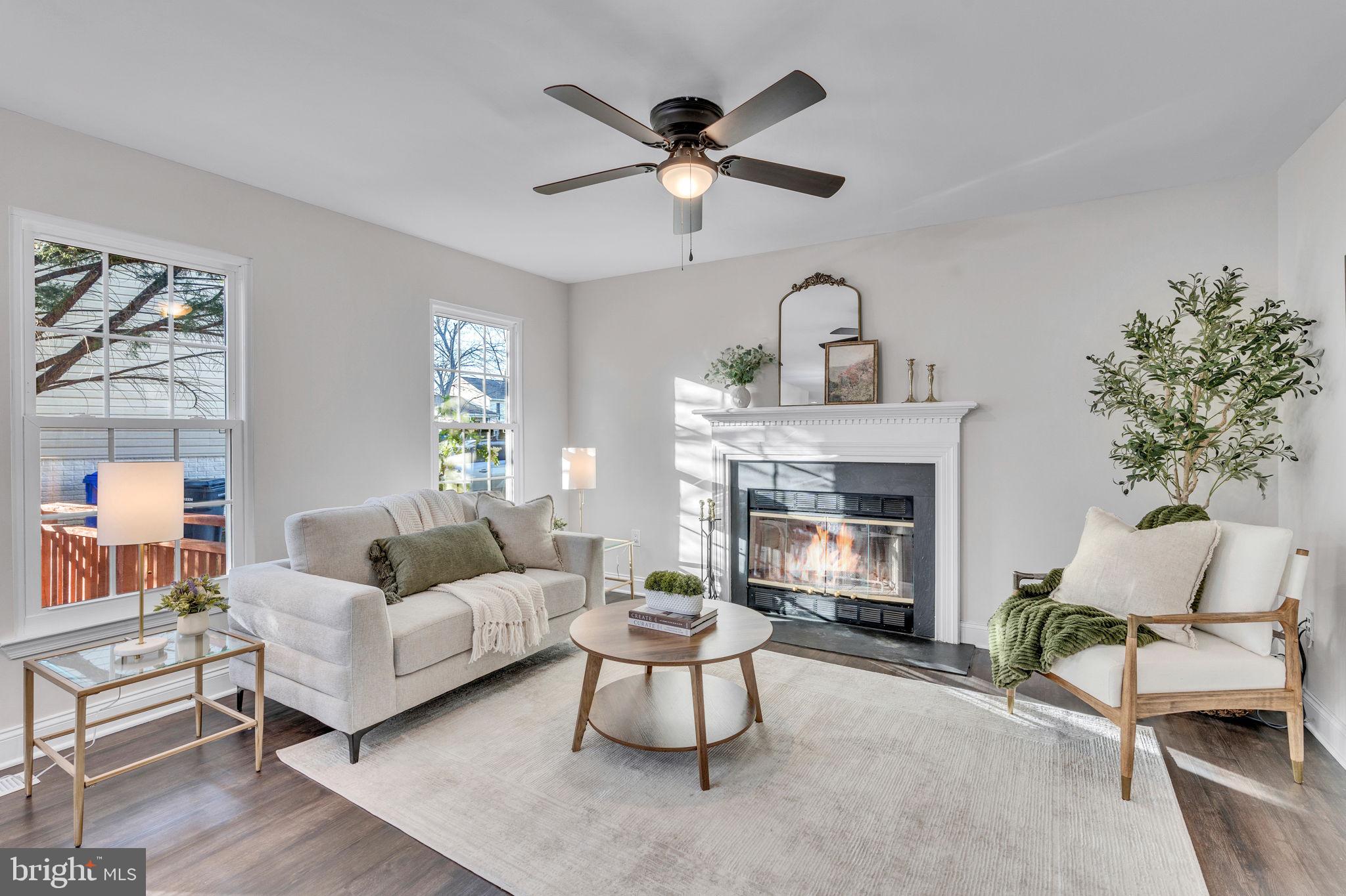 DORCHESTER - ST. CHARLES - Residential