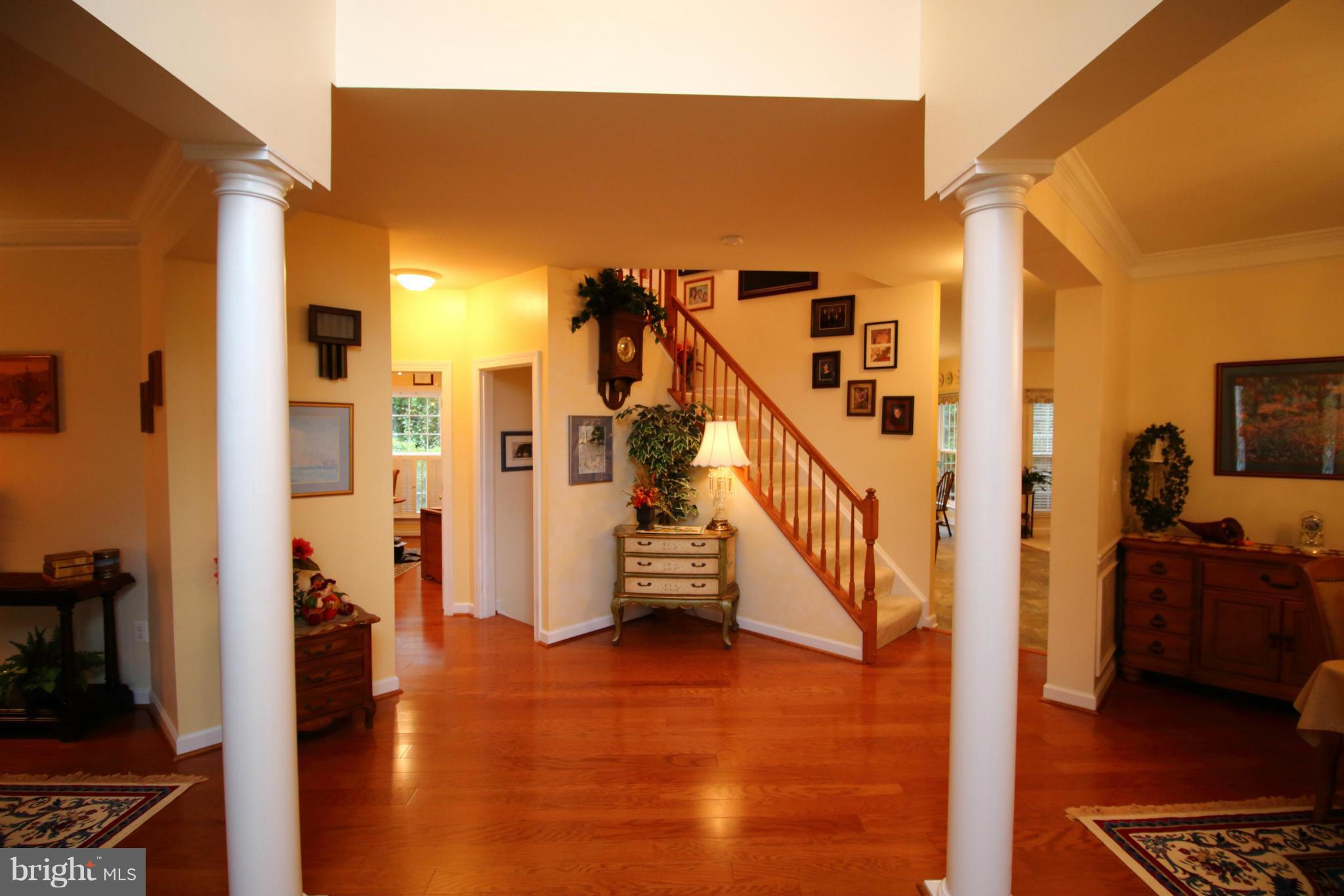 EAGLES POINTE - Residential