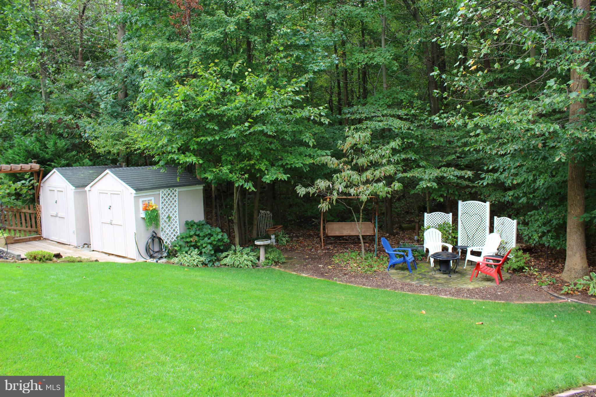 EAGLES POINTE - Residential