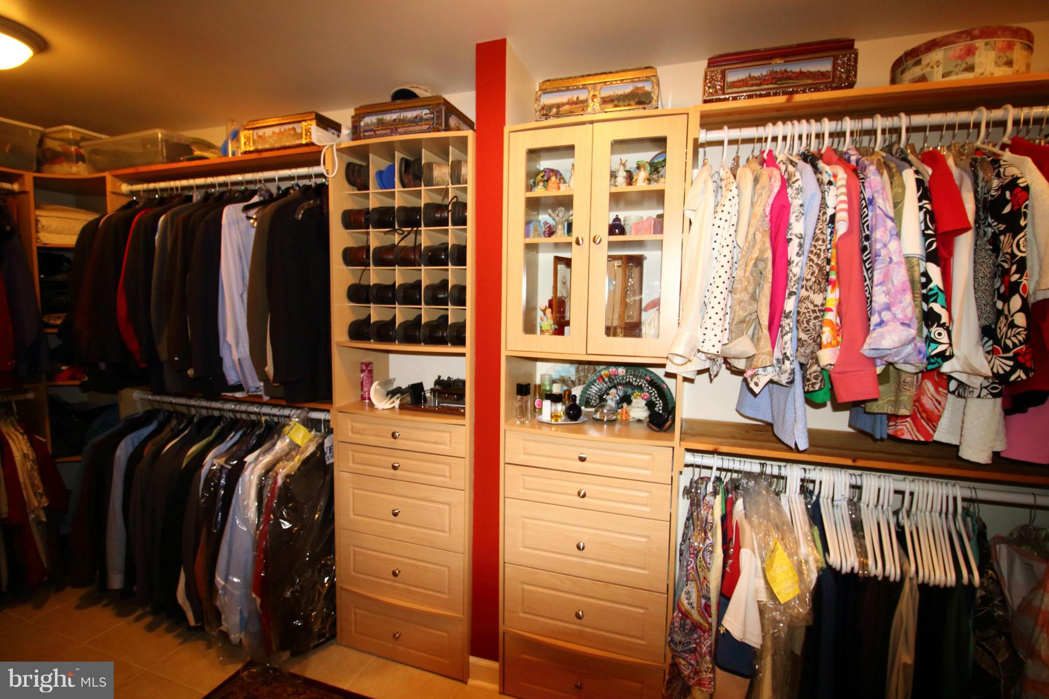 EAGLES POINTE - Residential