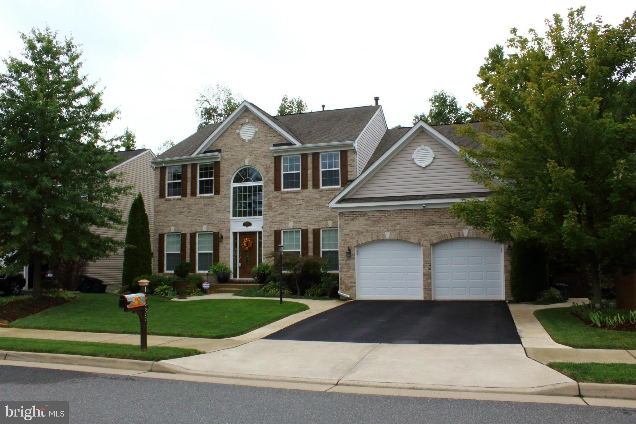 EAGLES POINTE - Residential