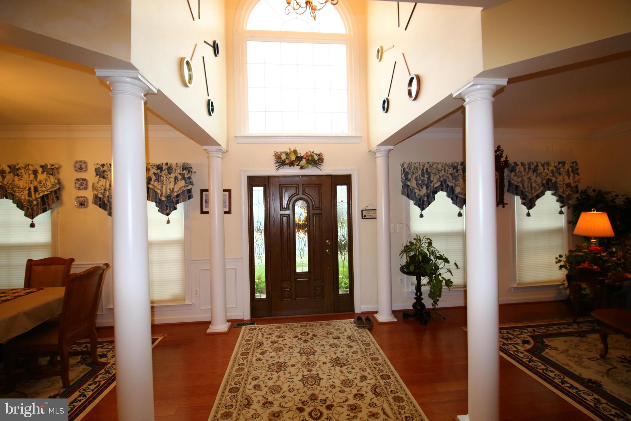 EAGLES POINTE - Residential