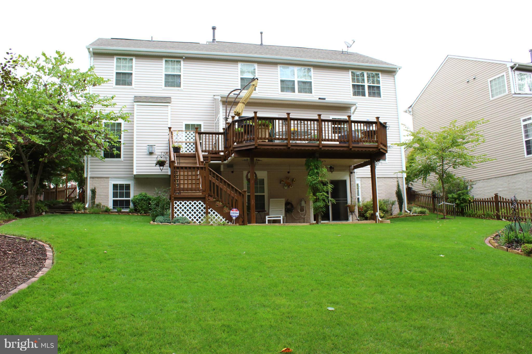 EAGLES POINTE - Residential