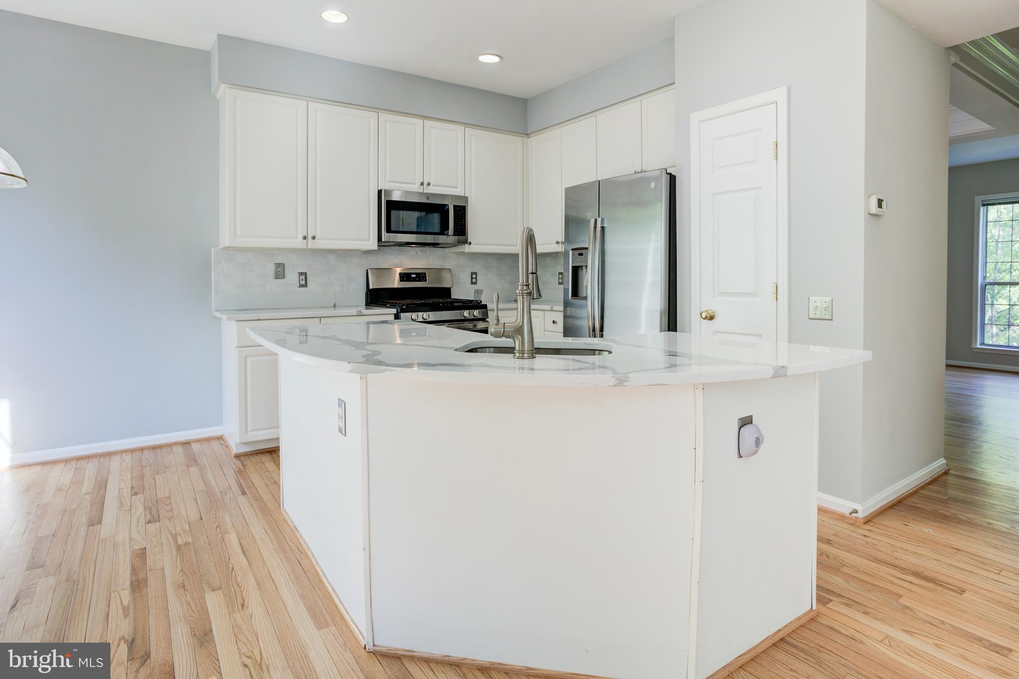 ISLAND CREEK - Residential Lease