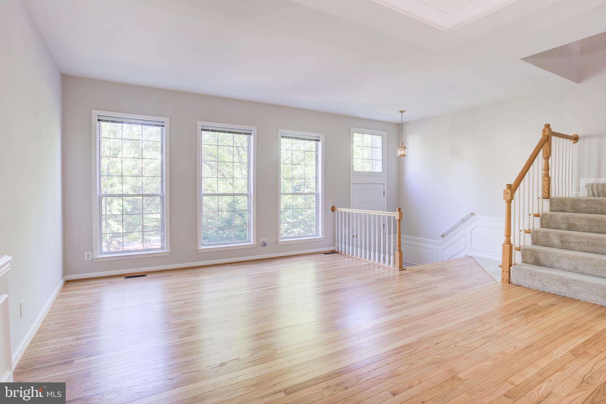 ISLAND CREEK - Residential Lease