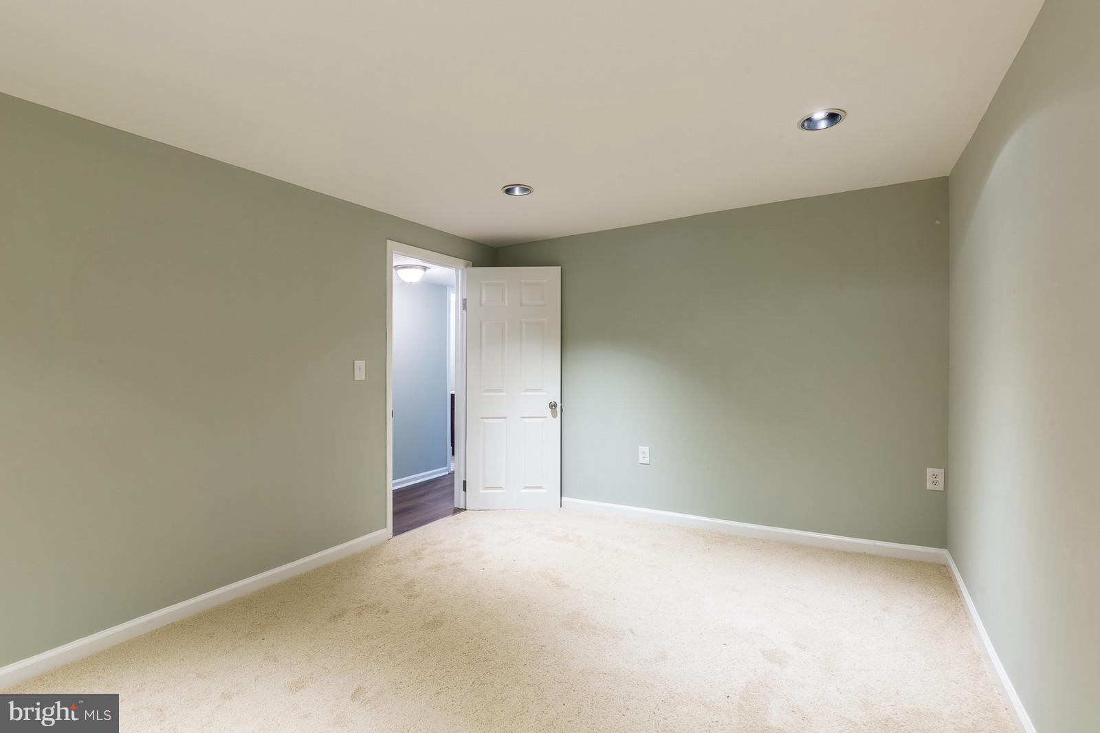 DALE CITY - Residential