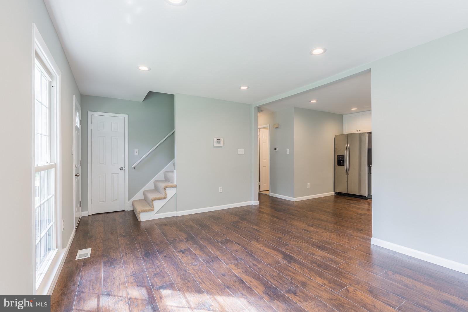 DALE CITY - Residential