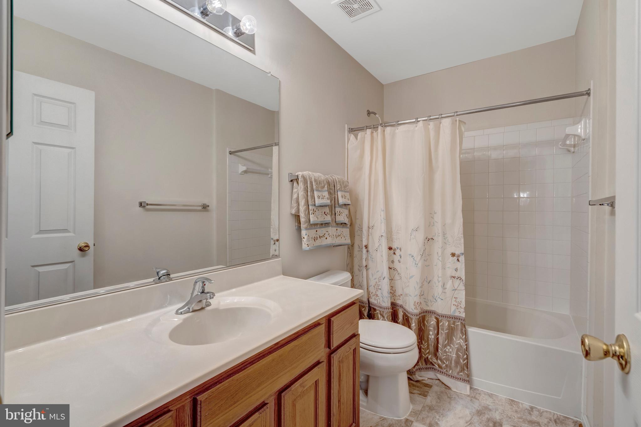 TAMARLANE - Residential