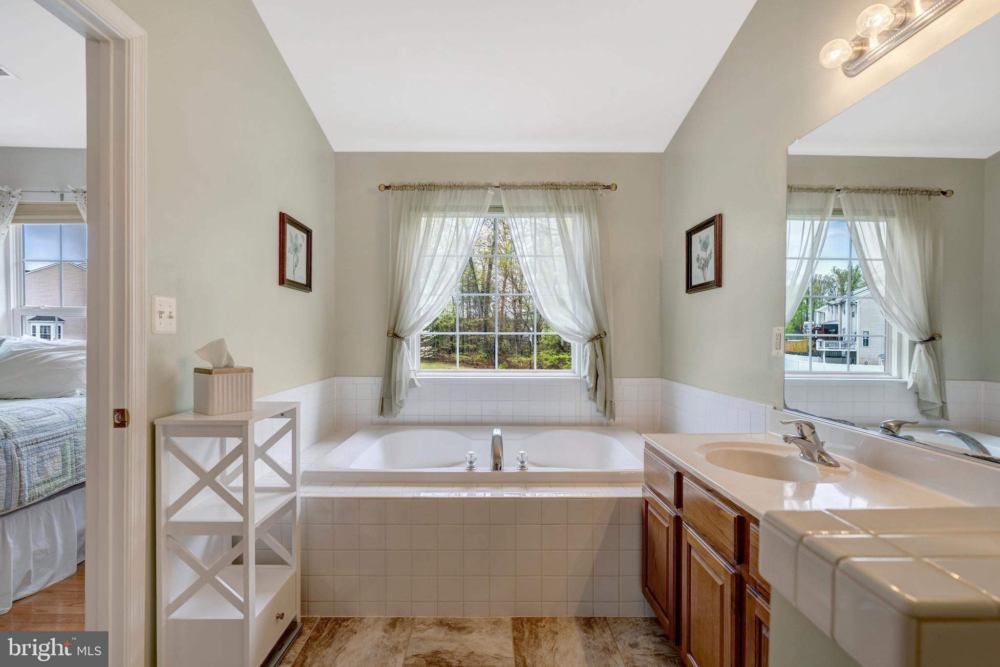 TAMARLANE - Residential