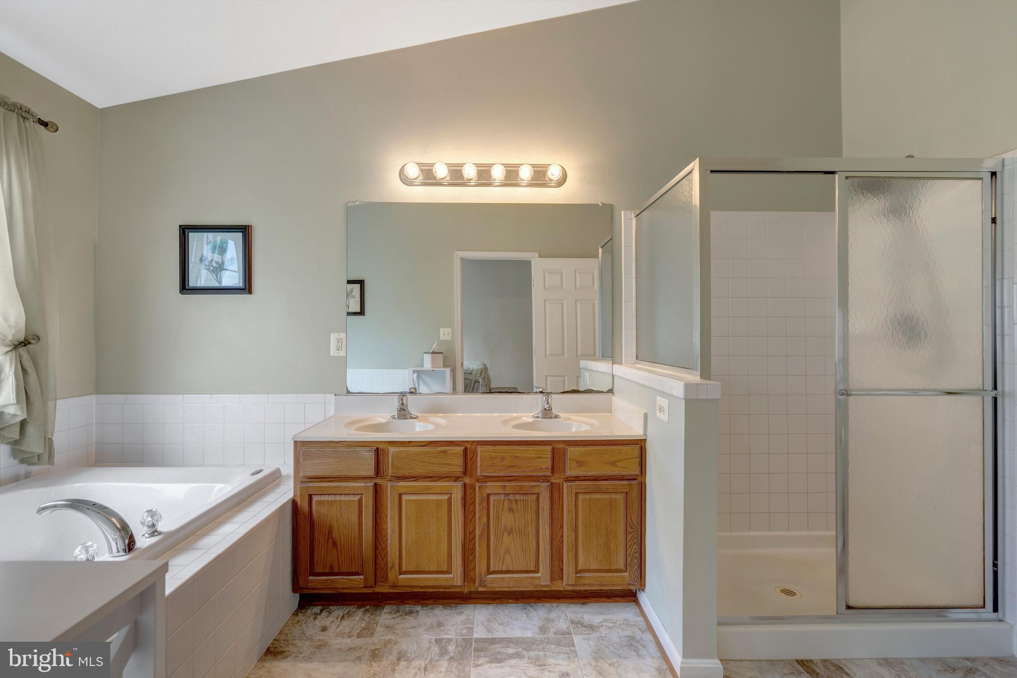 TAMARLANE - Residential