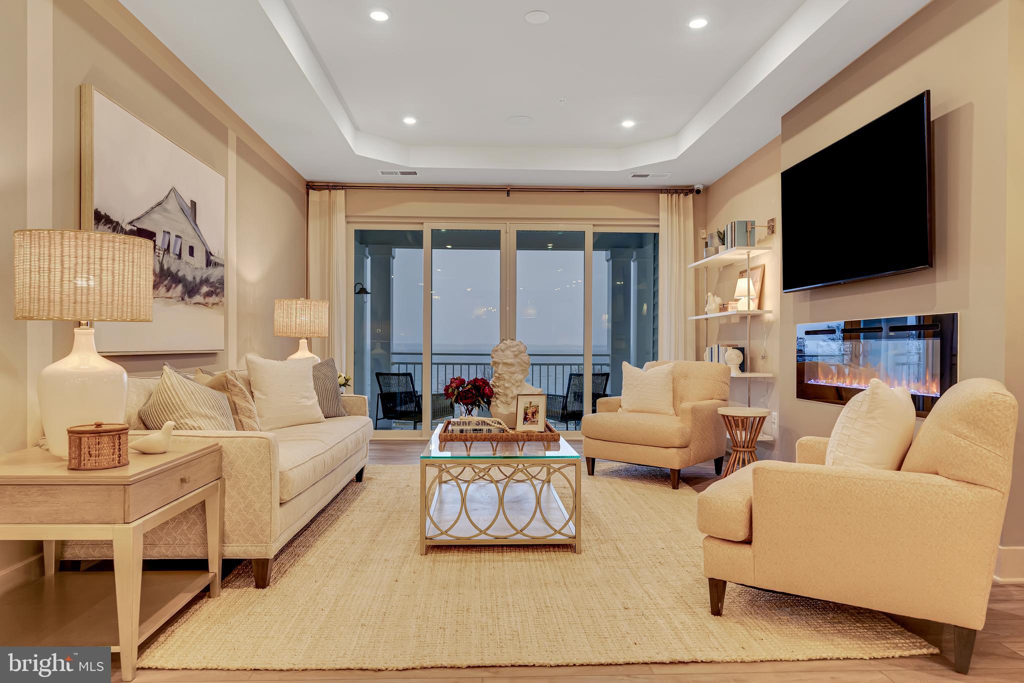 FOUR SEASONS AT KENT ISLAND - Residential