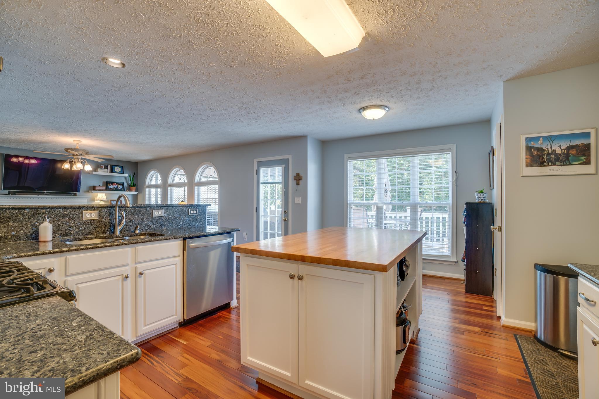 CROWN GRANT - Residential