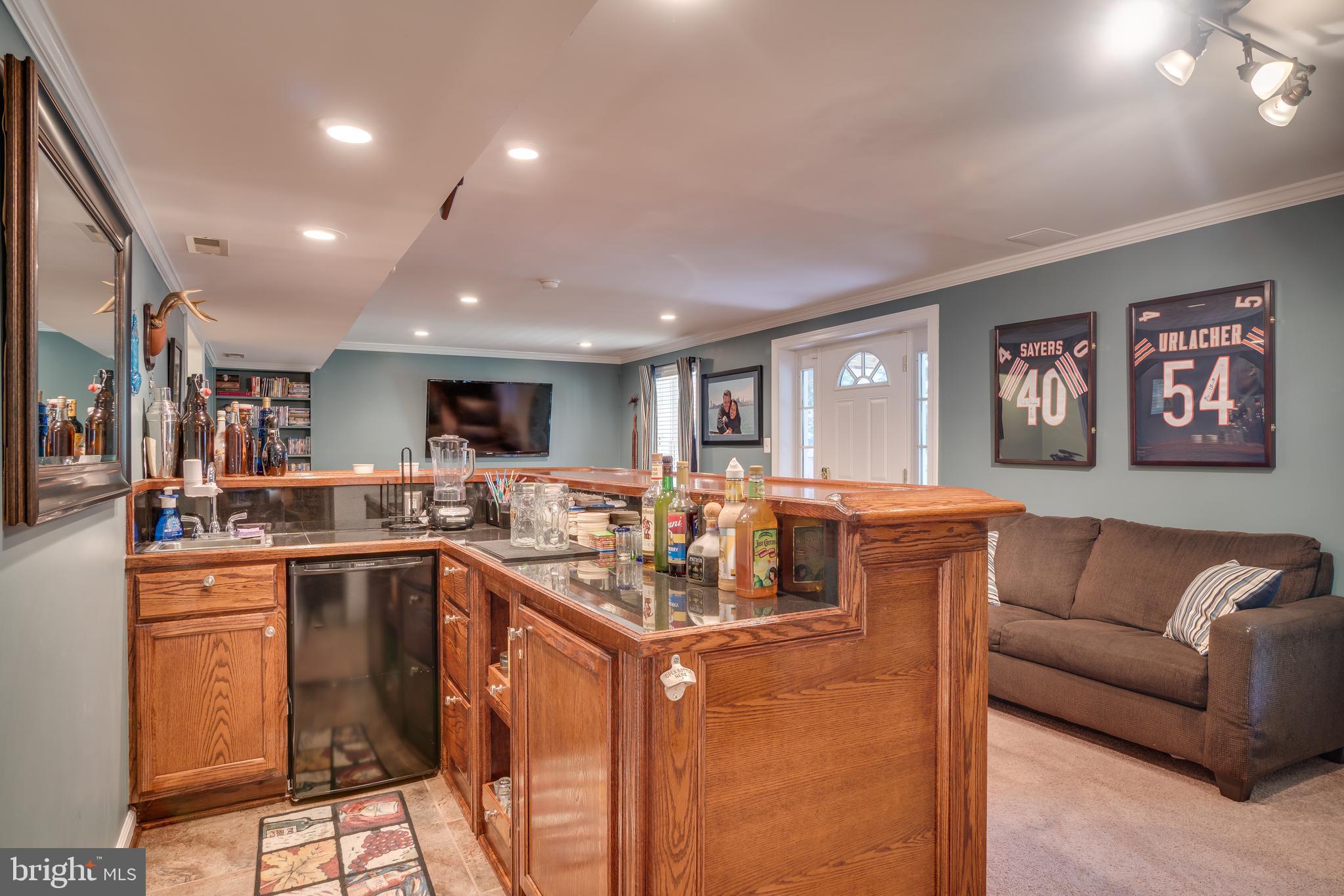 CROWN GRANT - Residential