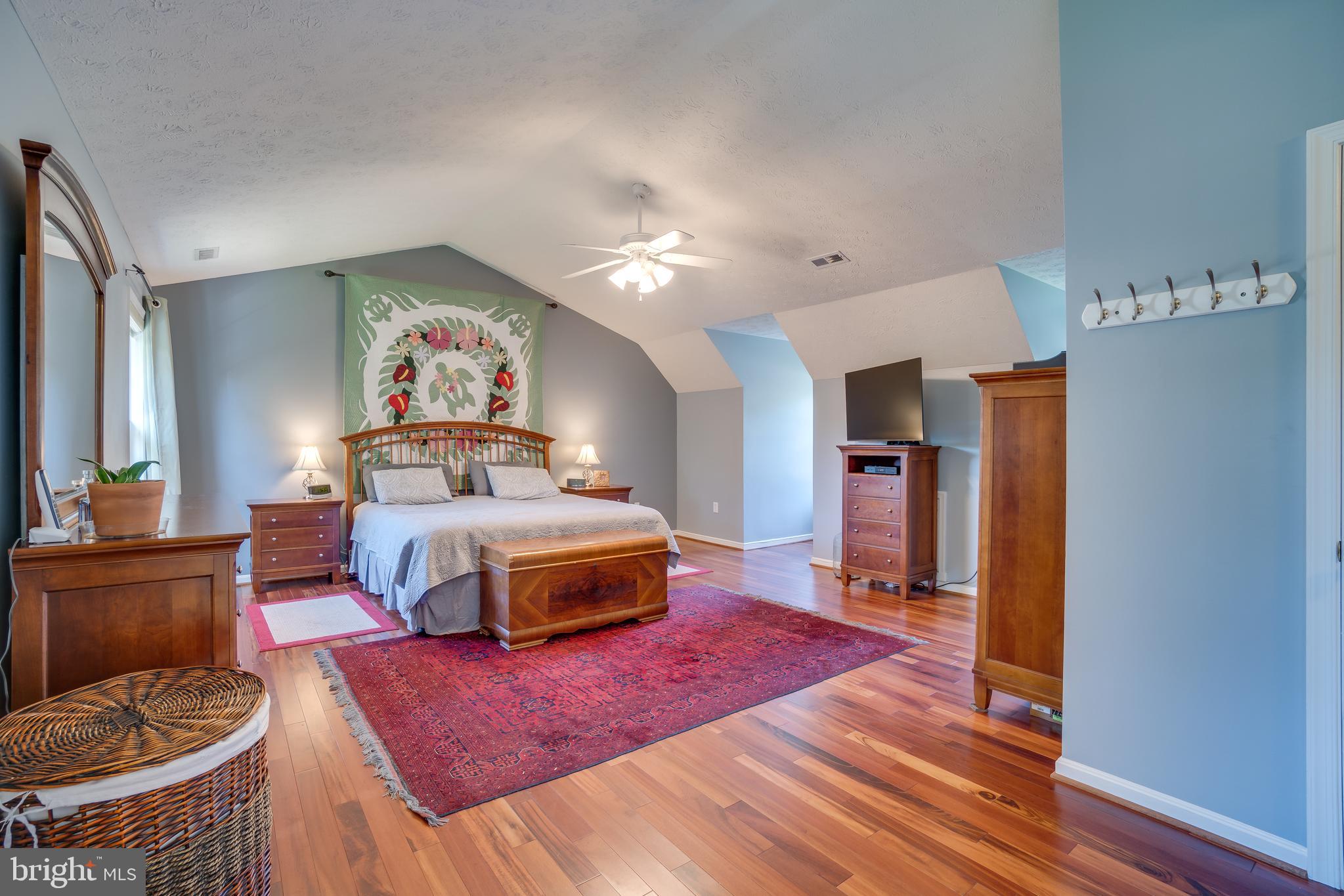 CROWN GRANT - Residential