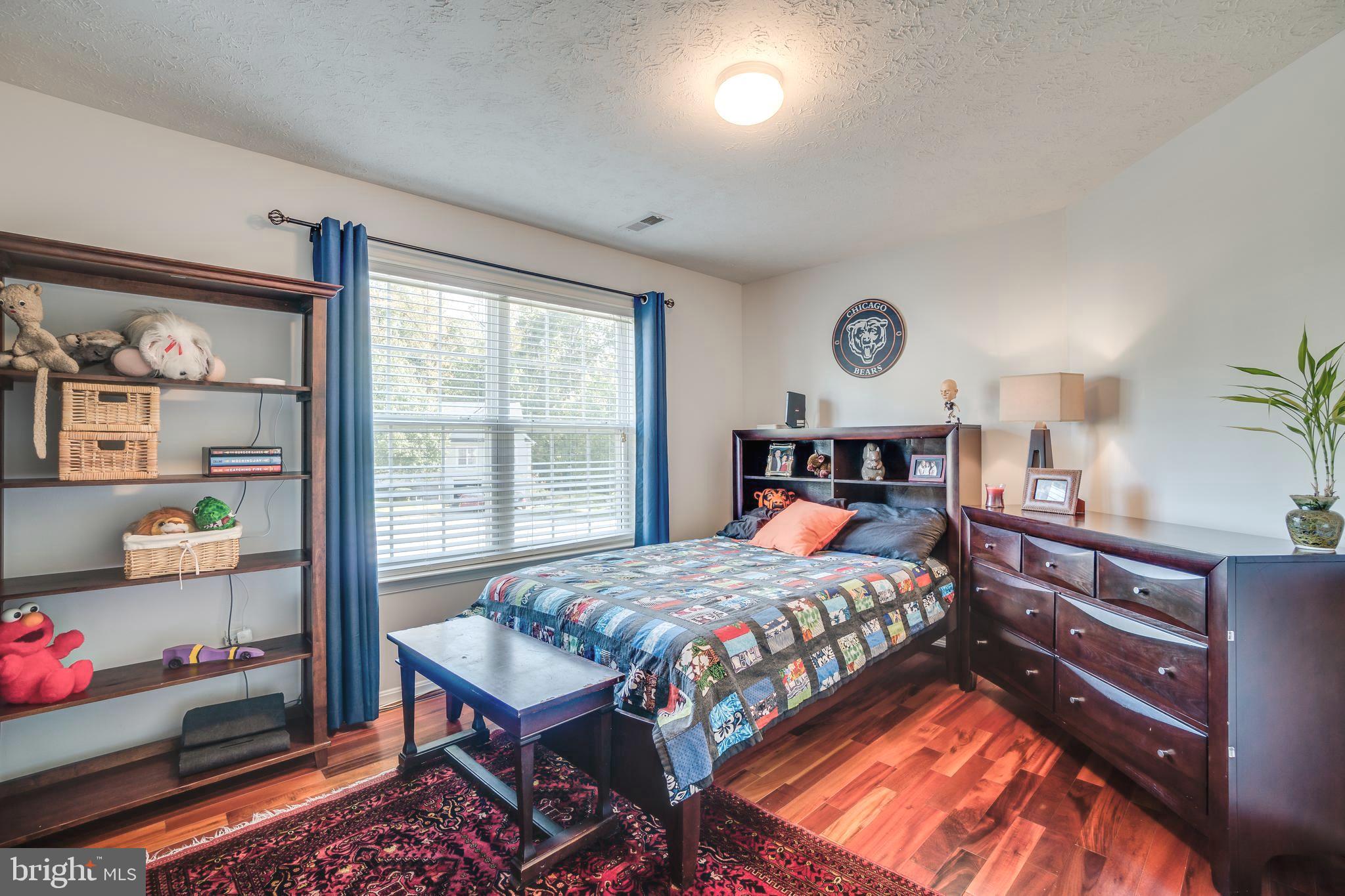 CROWN GRANT - Residential