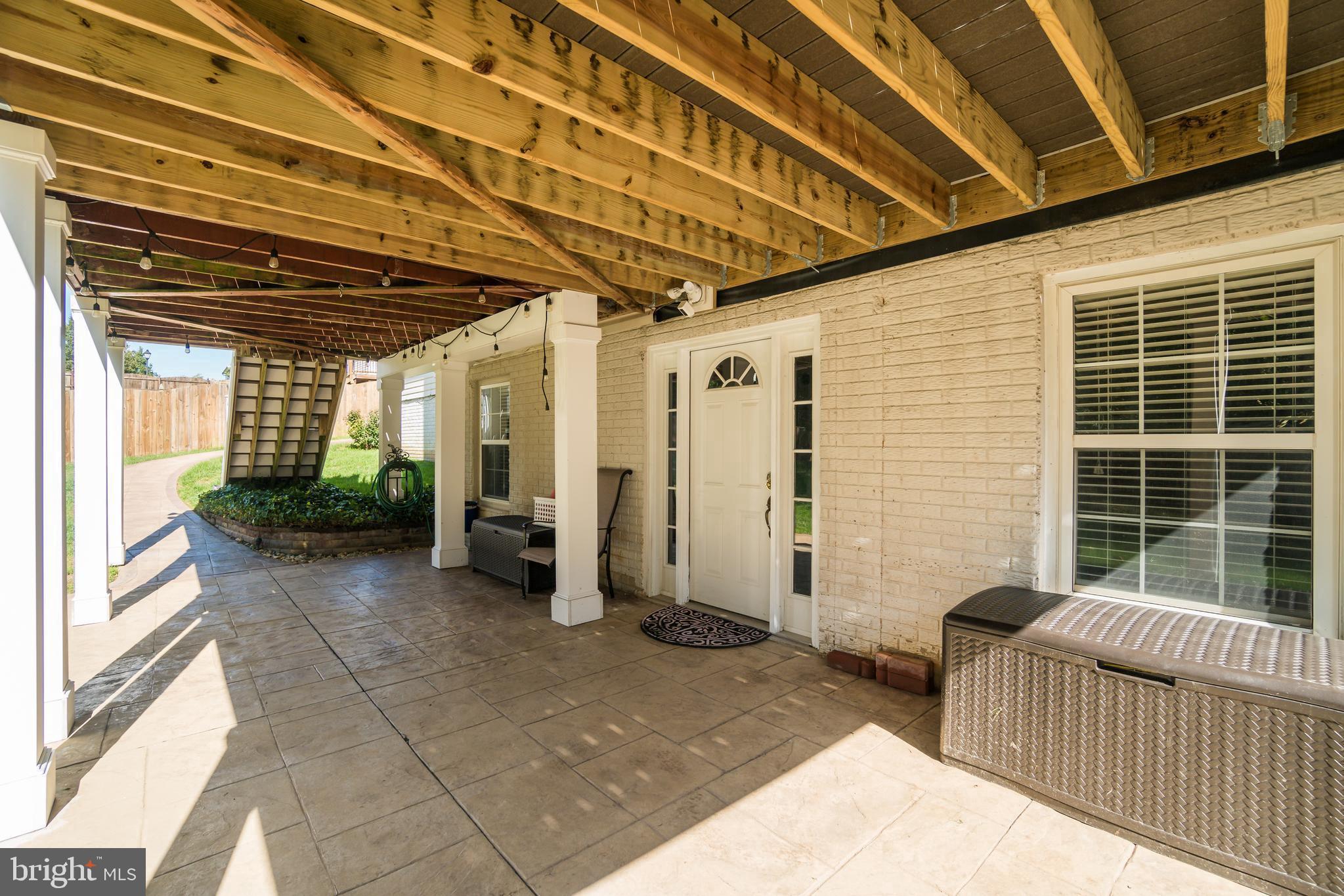 CROWN GRANT - Residential