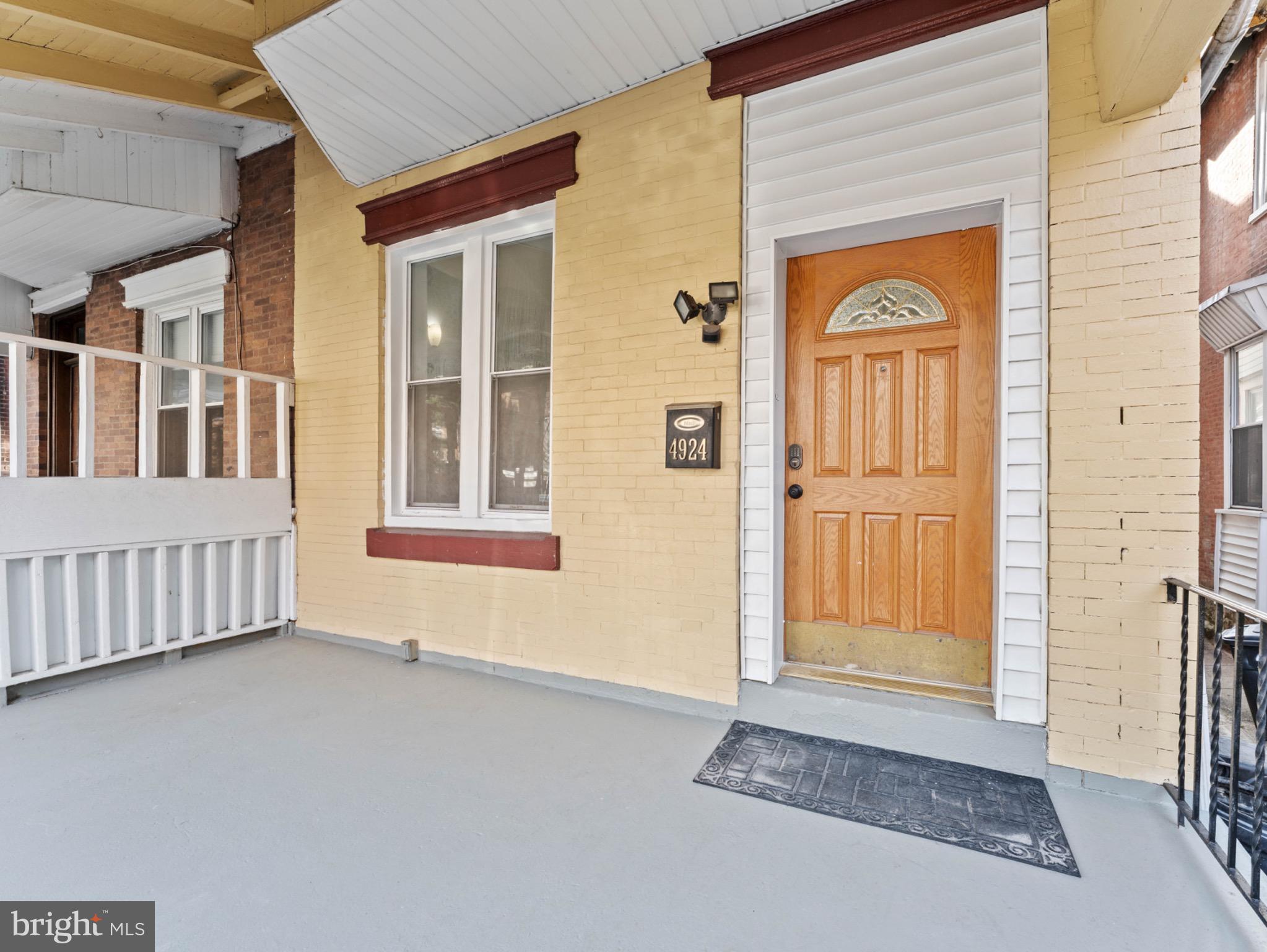 UNIVERSITY CITY - Residential