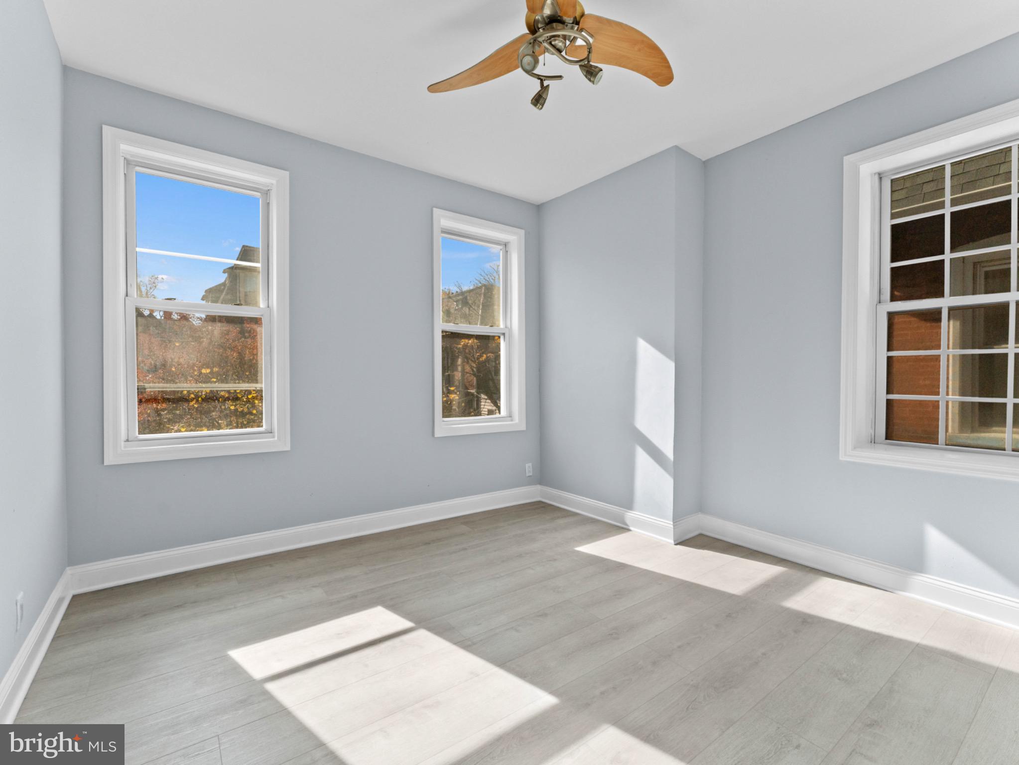 UNIVERSITY CITY - Residential