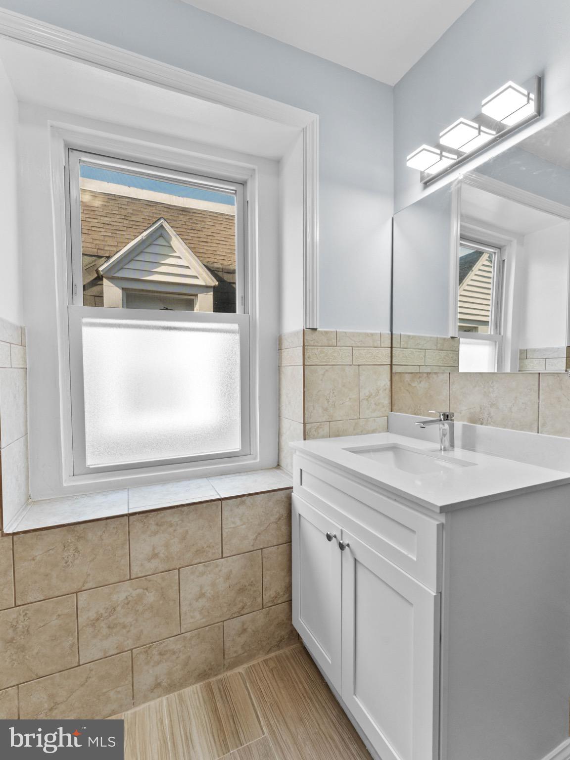 UNIVERSITY CITY - Residential