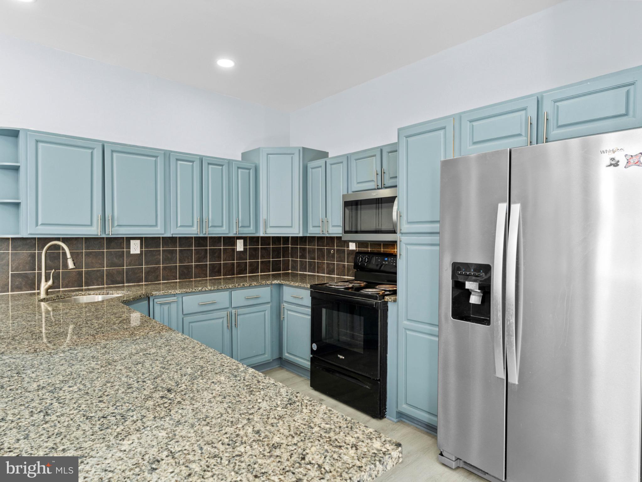 UNIVERSITY CITY - Residential