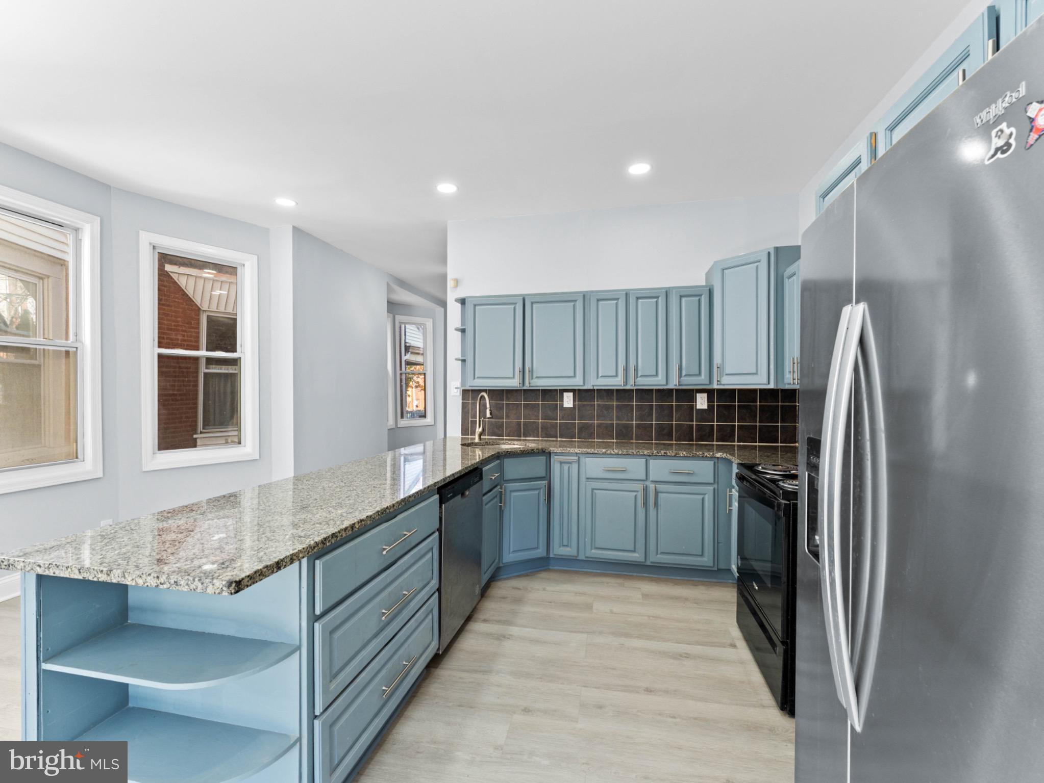 UNIVERSITY CITY - Residential