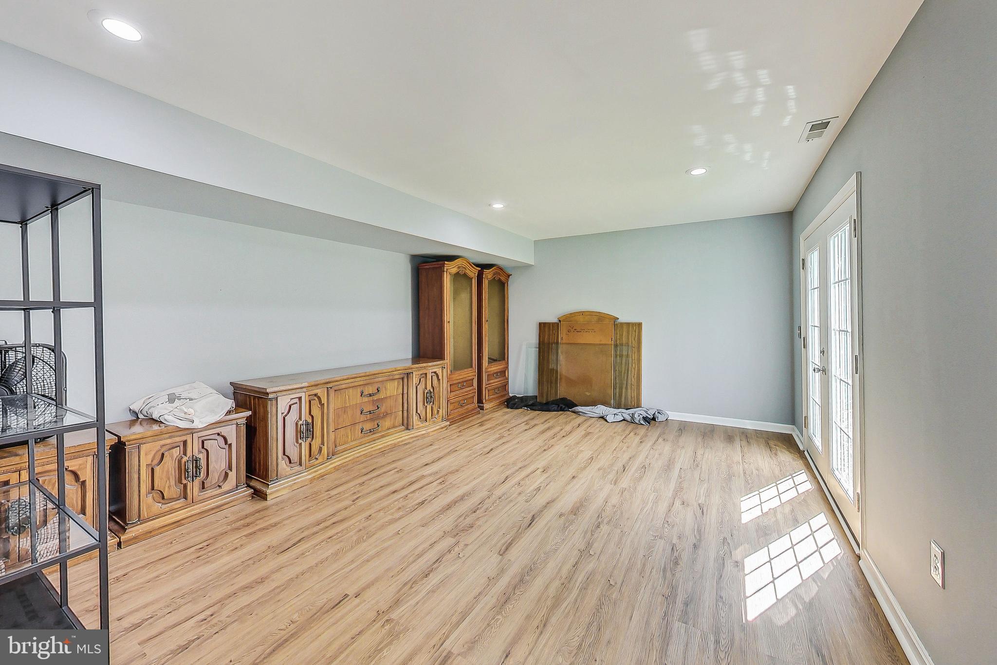 POTOMAC DIST - Residential