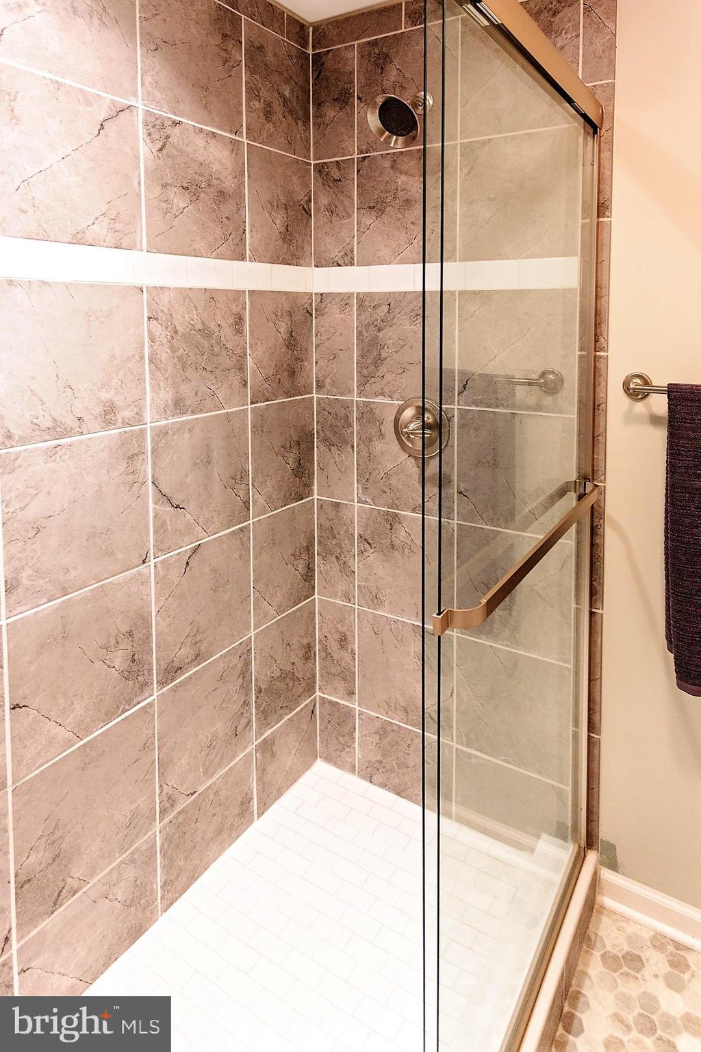 RED HILL - Residential