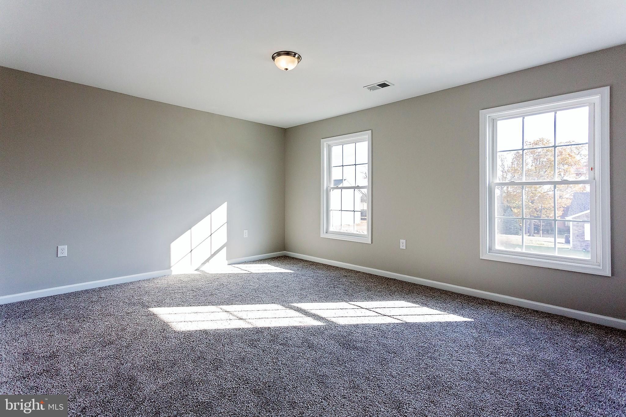 RED HILL - Residential