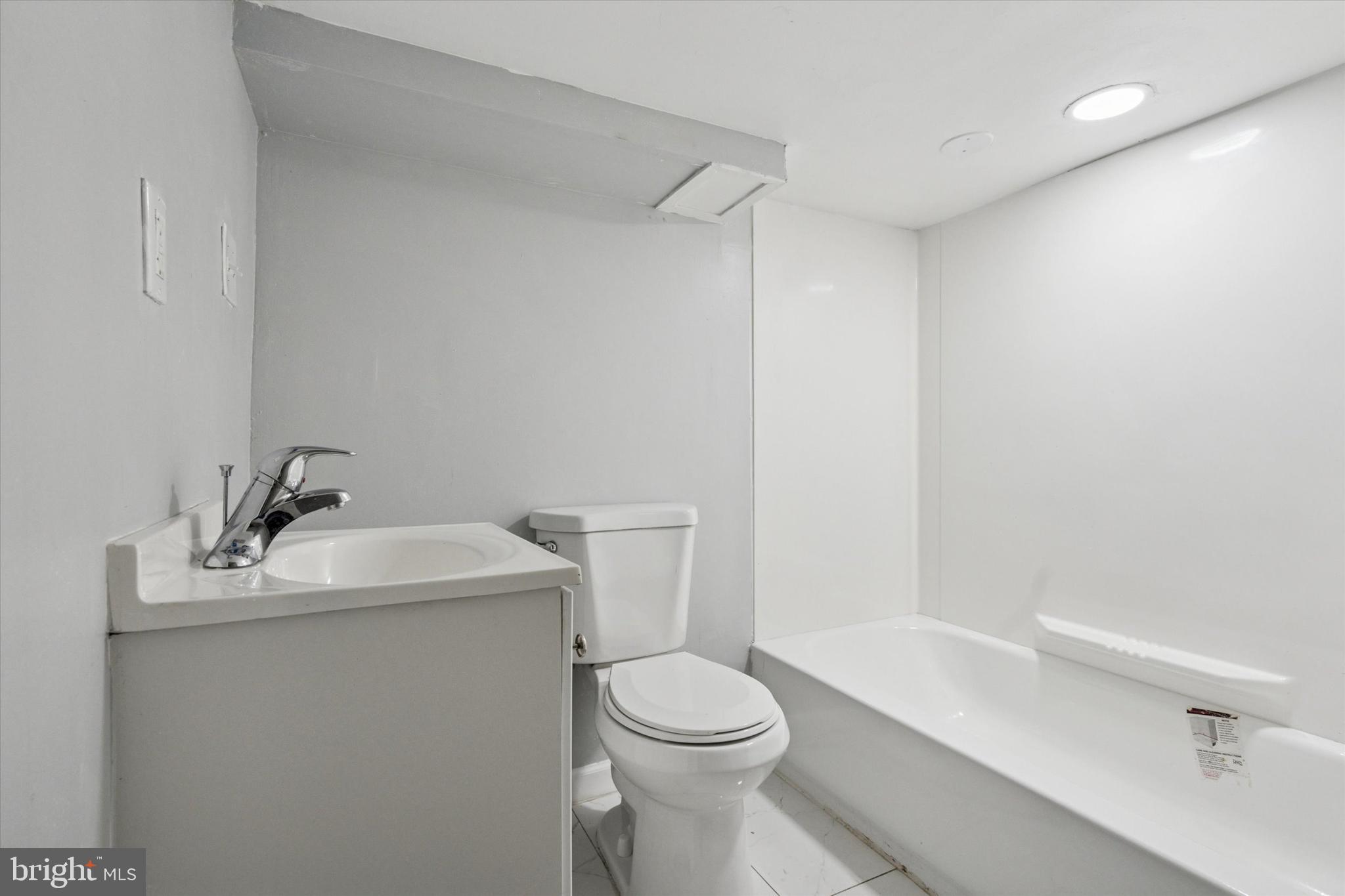 WEST PHILADELPHIA - Residential Income