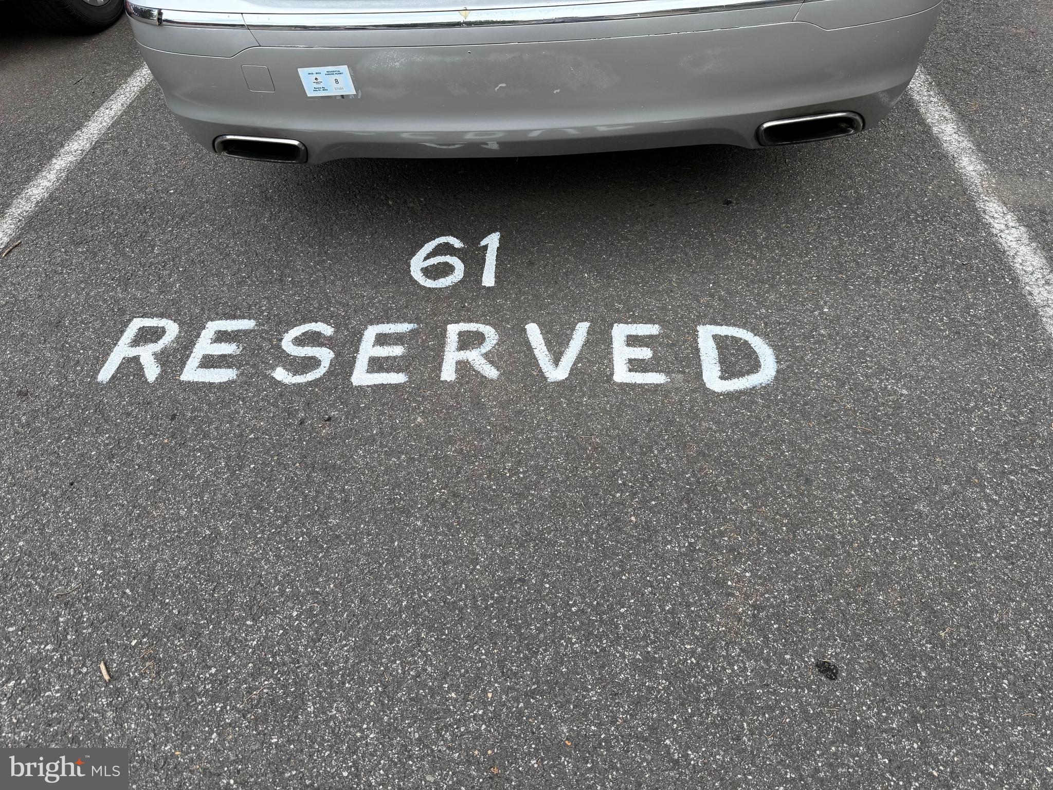 FALLS PLAZA - Residential