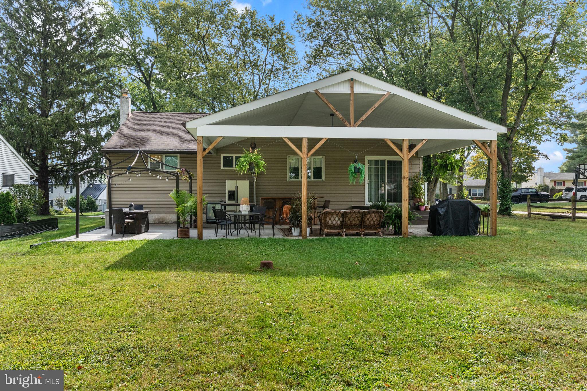 HALLOWELL - Residential