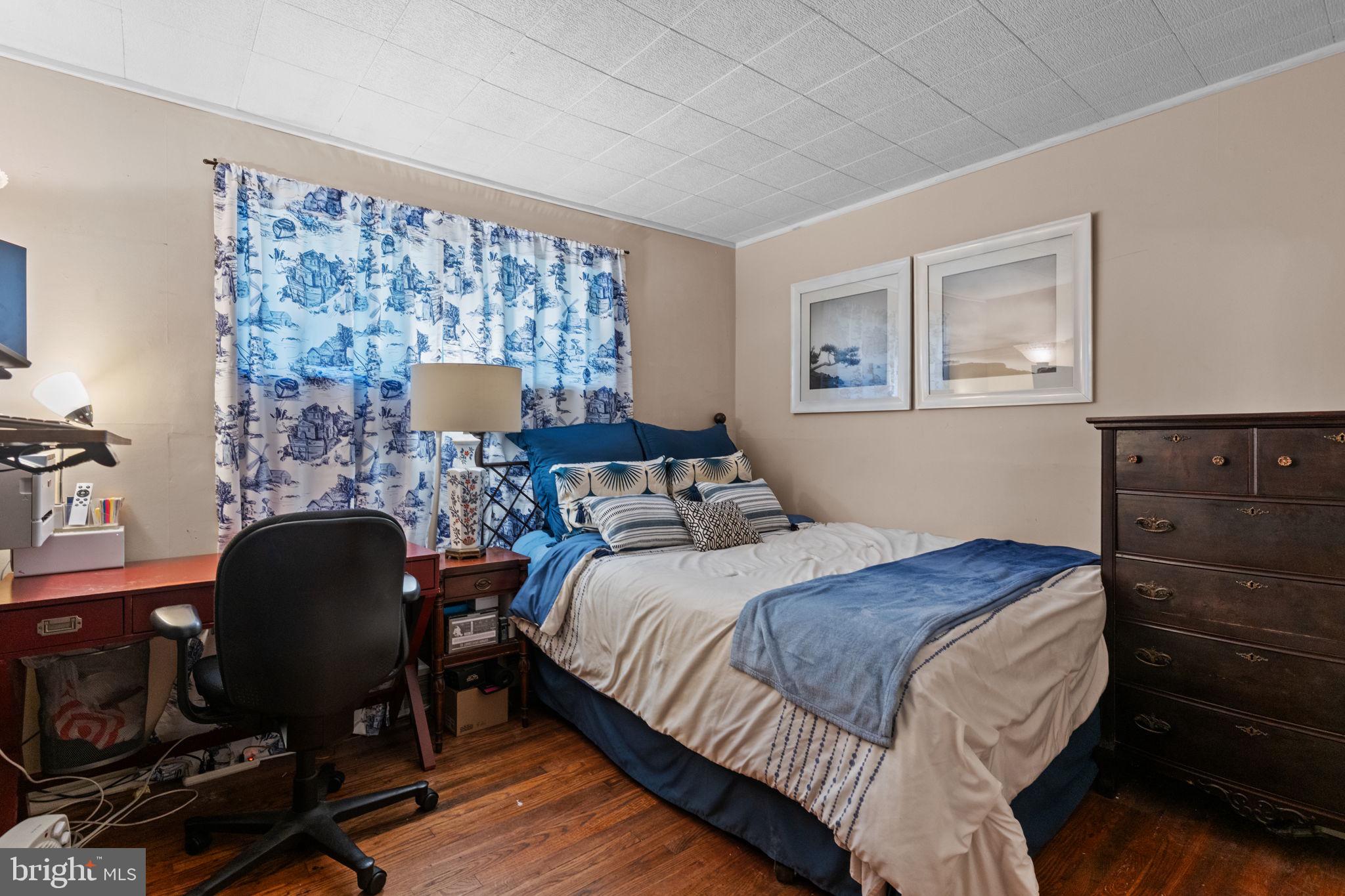 HALLOWELL - Residential