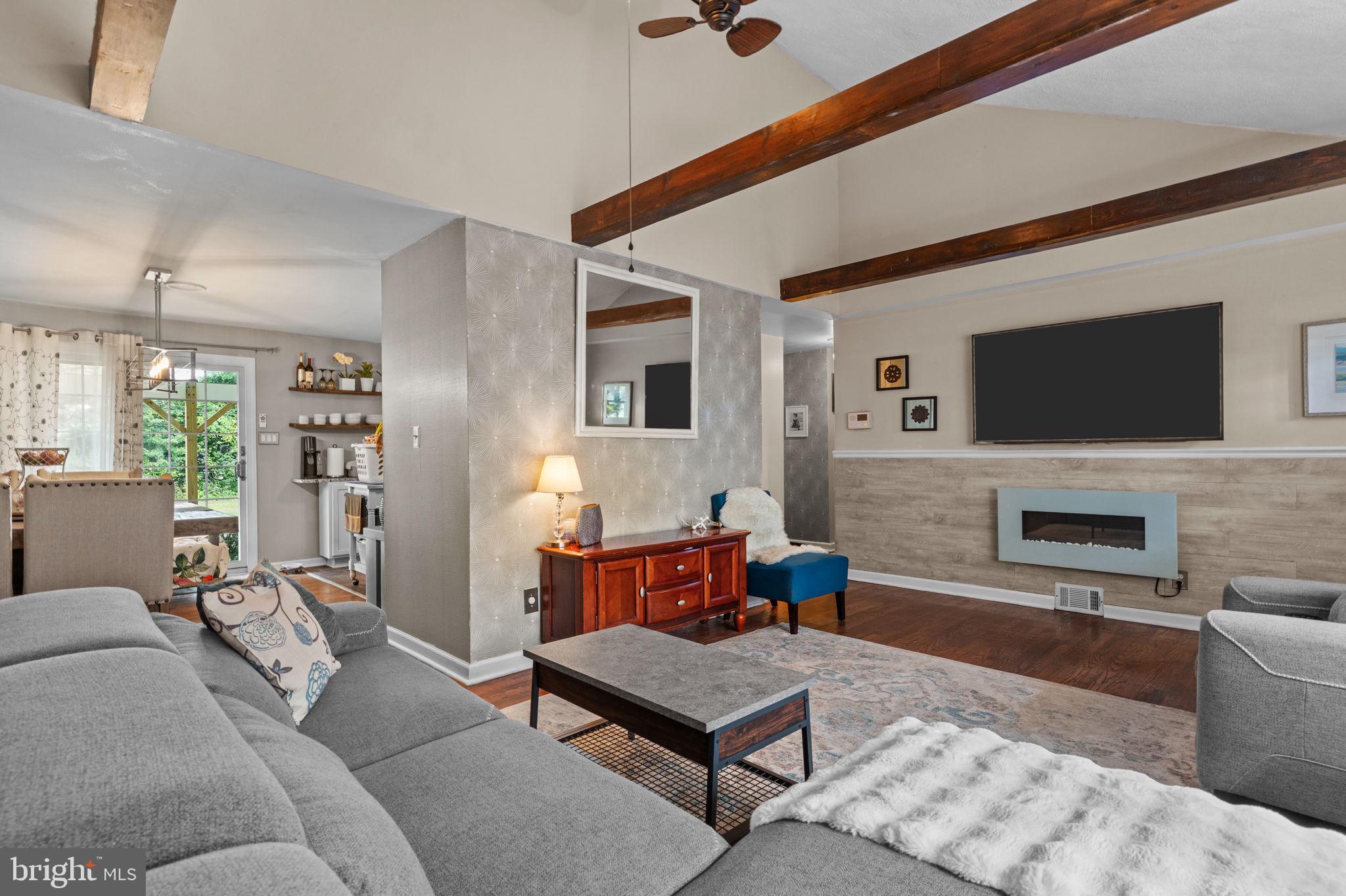 HALLOWELL - Residential