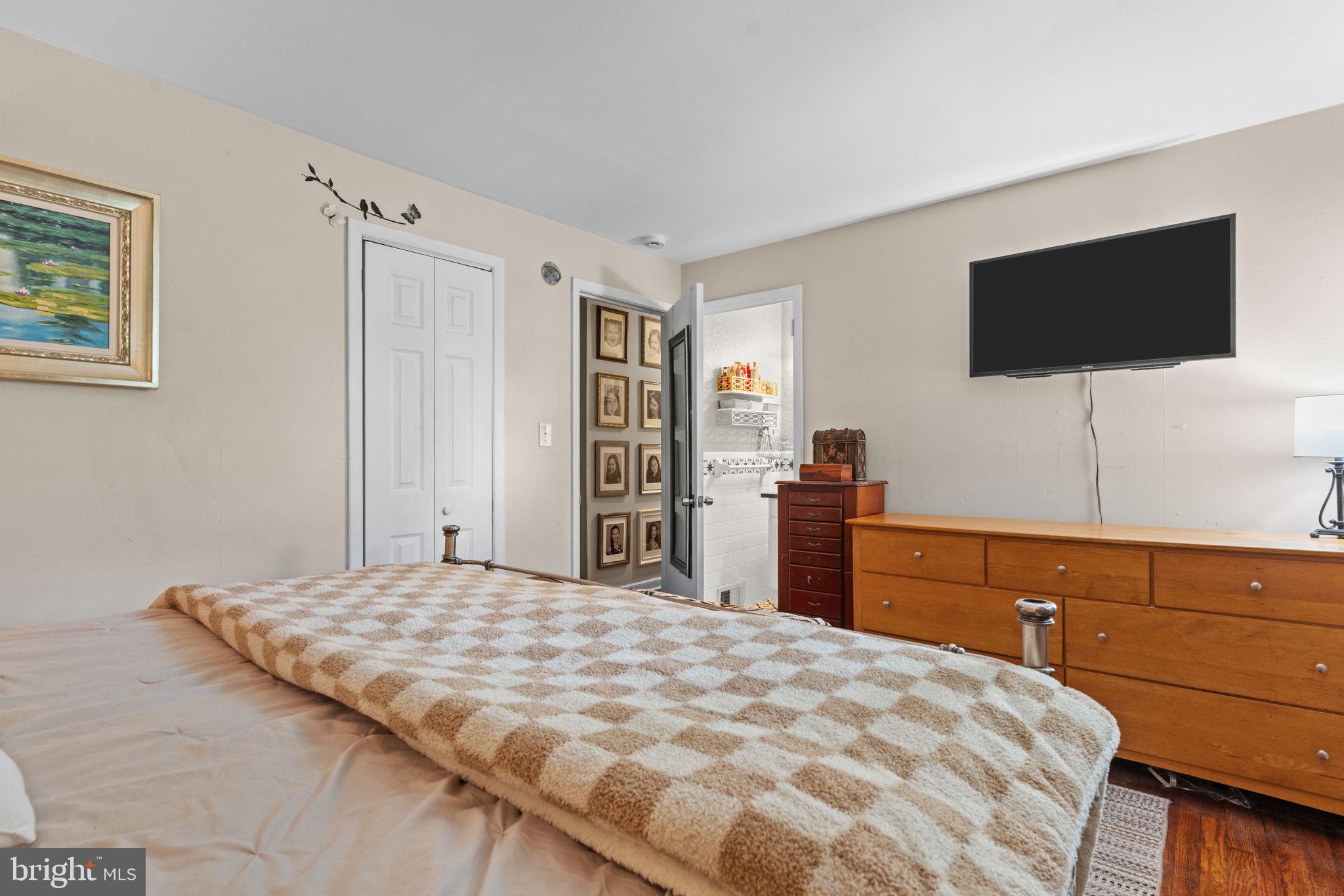 HALLOWELL - Residential