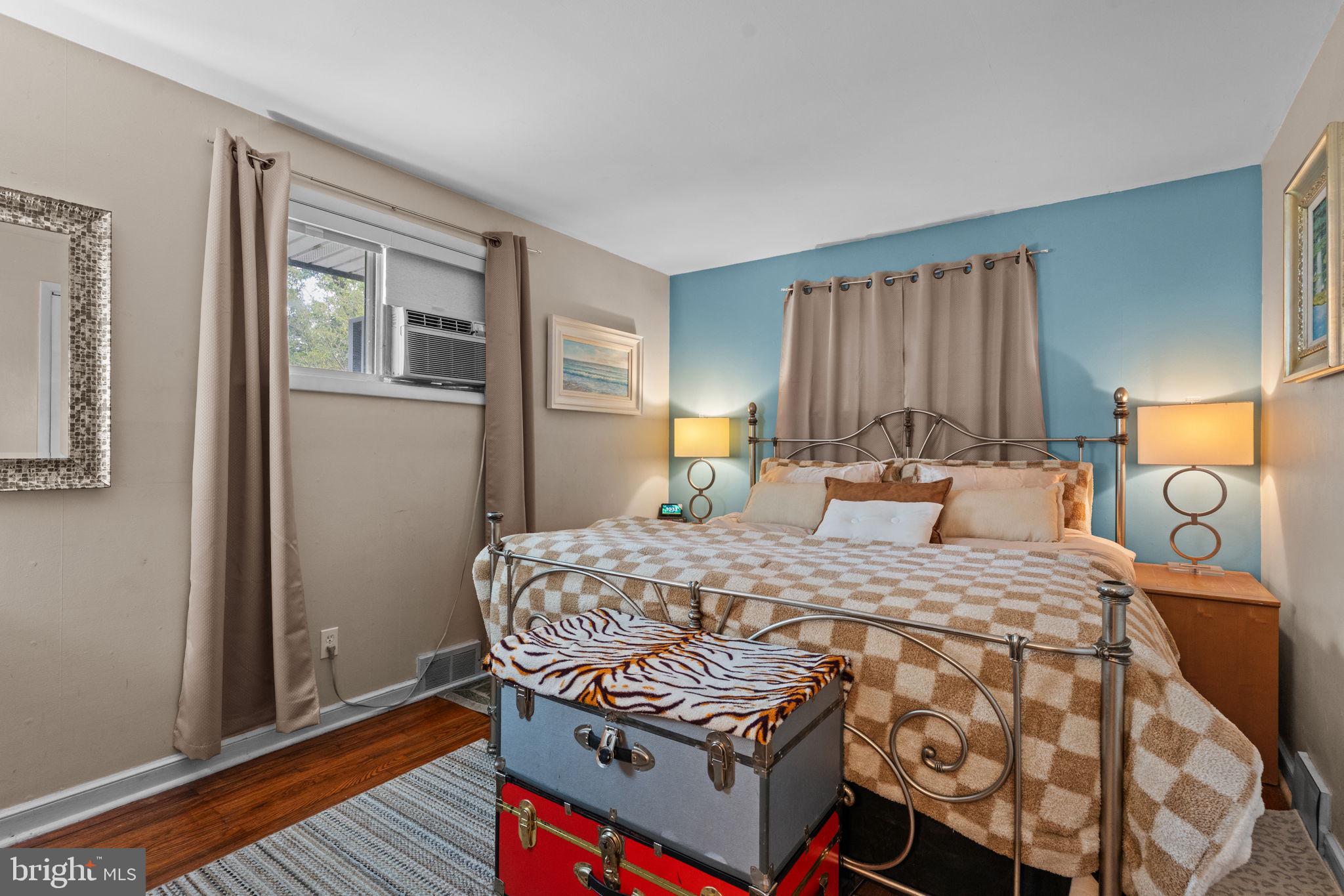 HALLOWELL - Residential