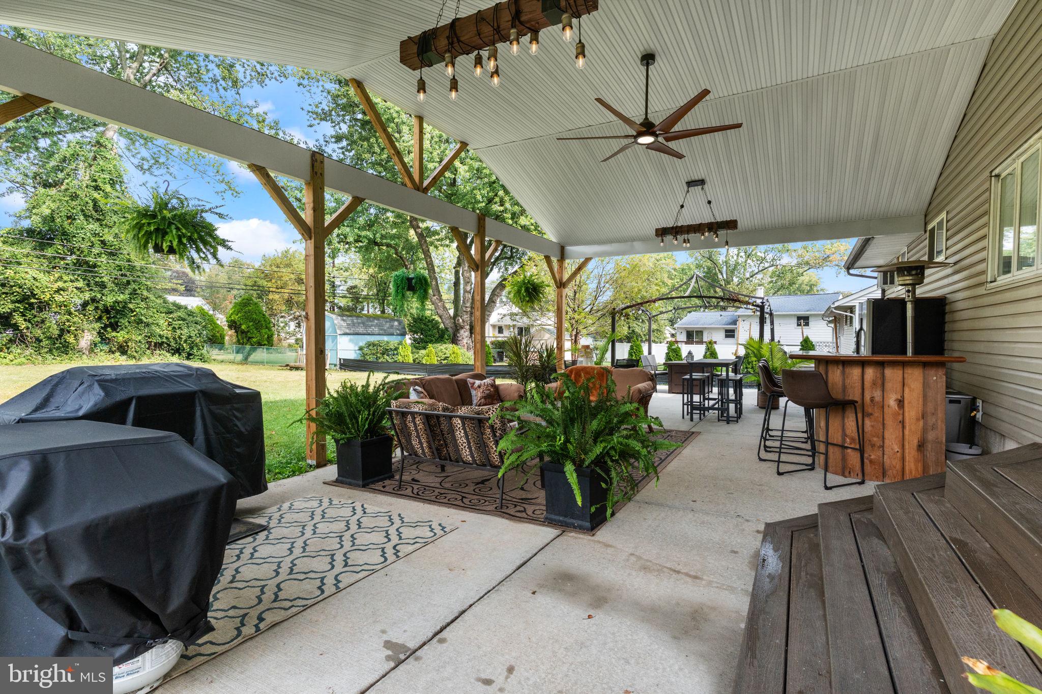 HALLOWELL - Residential